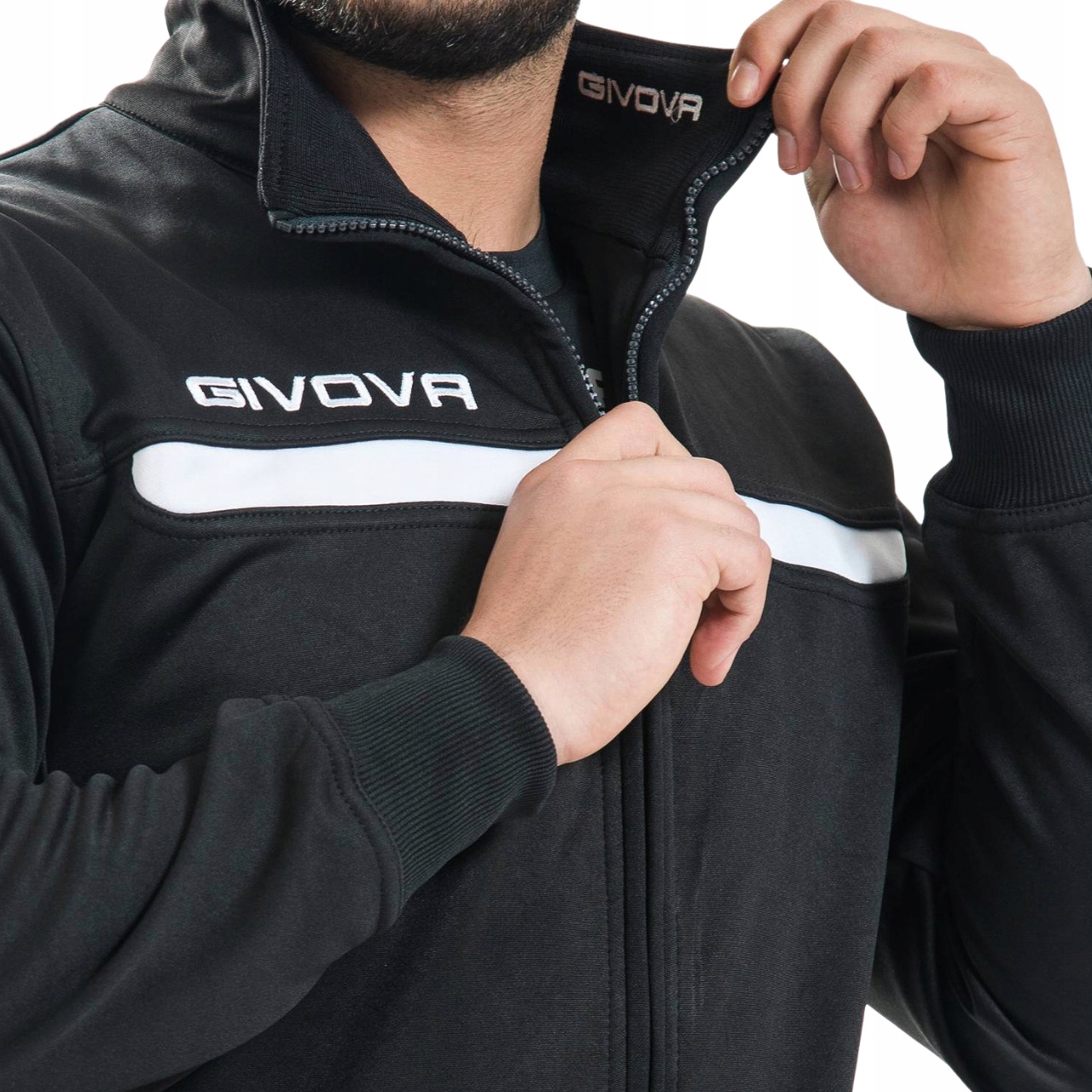 Dres Givova Tuta Givova One czarno-biały TT012 1003 – Komfort i styl w codziennych aktywnościach