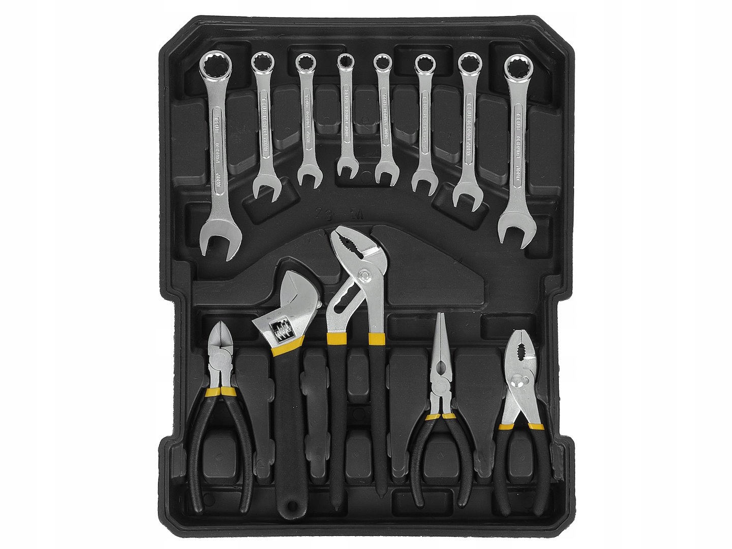 Trwałość narzędzi – stal chromowo-wanadowa w akcji