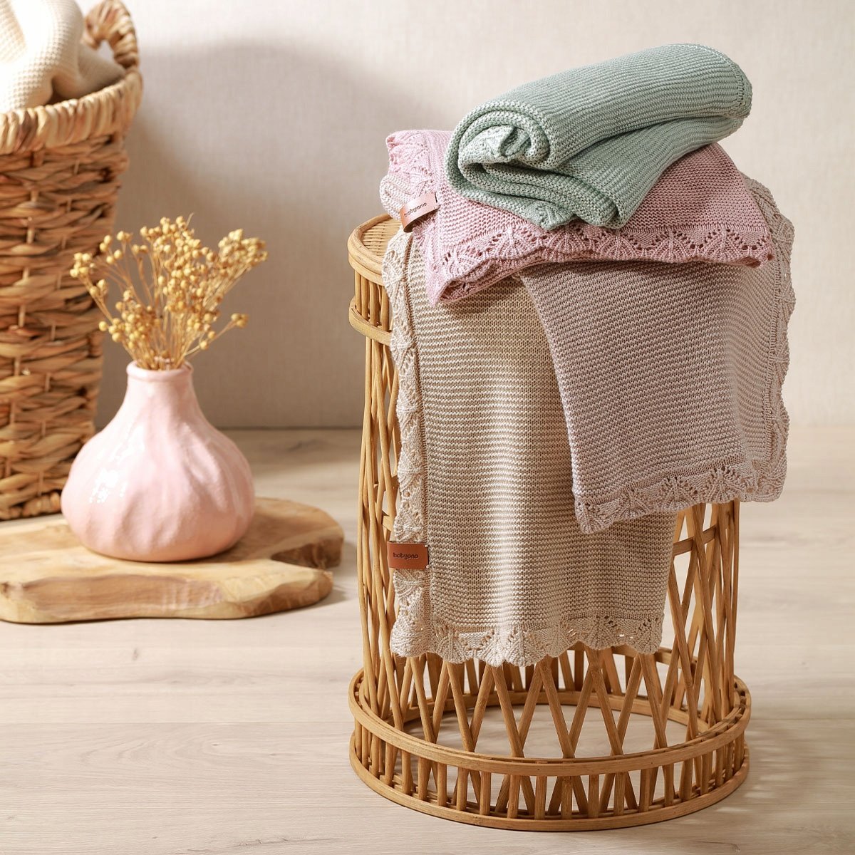 Stylowy design i uniwersalne zastosowanie – Doskonały do wózka i łóżeczka