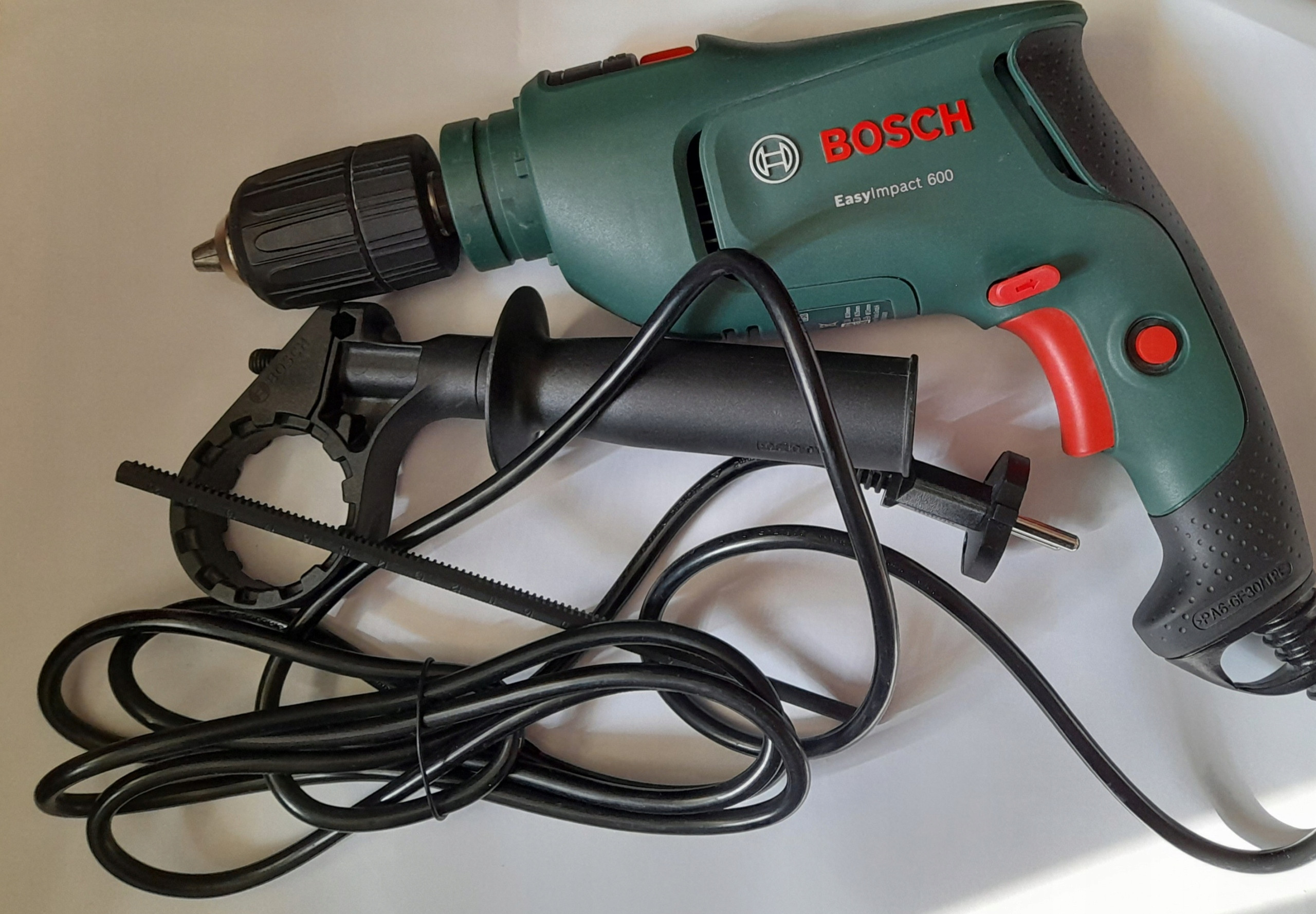 Ergonomiczny design i niska waga dla komfortu użytkowania