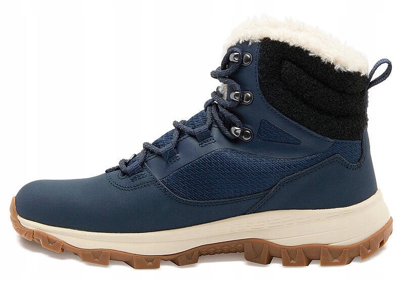 Wysoka cholewka dla stabilności i wsparcia