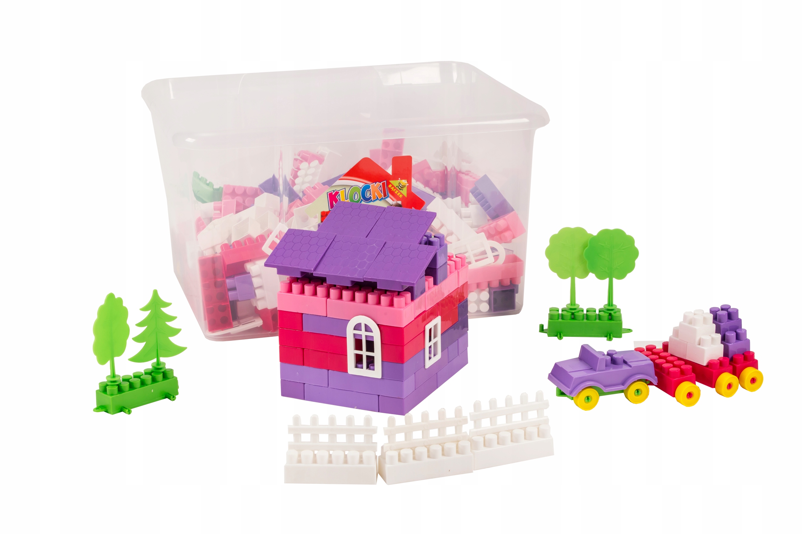 Atrakcyjne akcesoria w zestawie – Pojazdy, drzewka i więcej