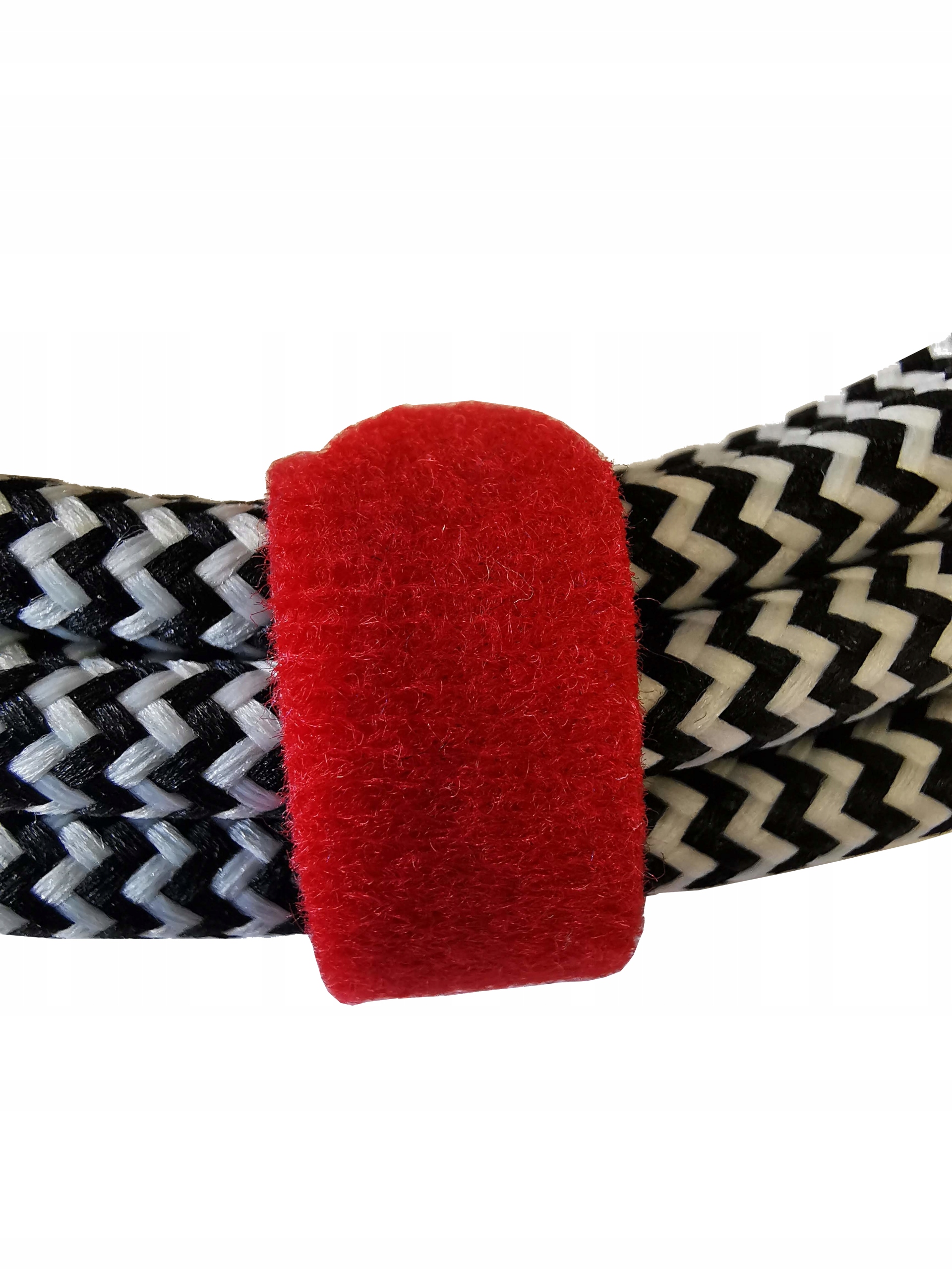 Łatwe porządkowanie kabli i spinanie przedmiotów