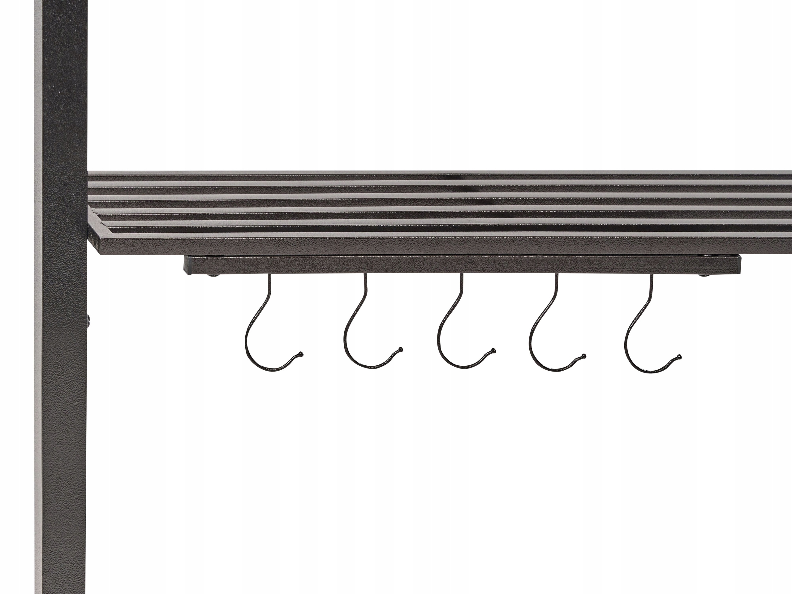 Metalowe półki i haczyki – Praktyczne rozwiązania do przechowywania