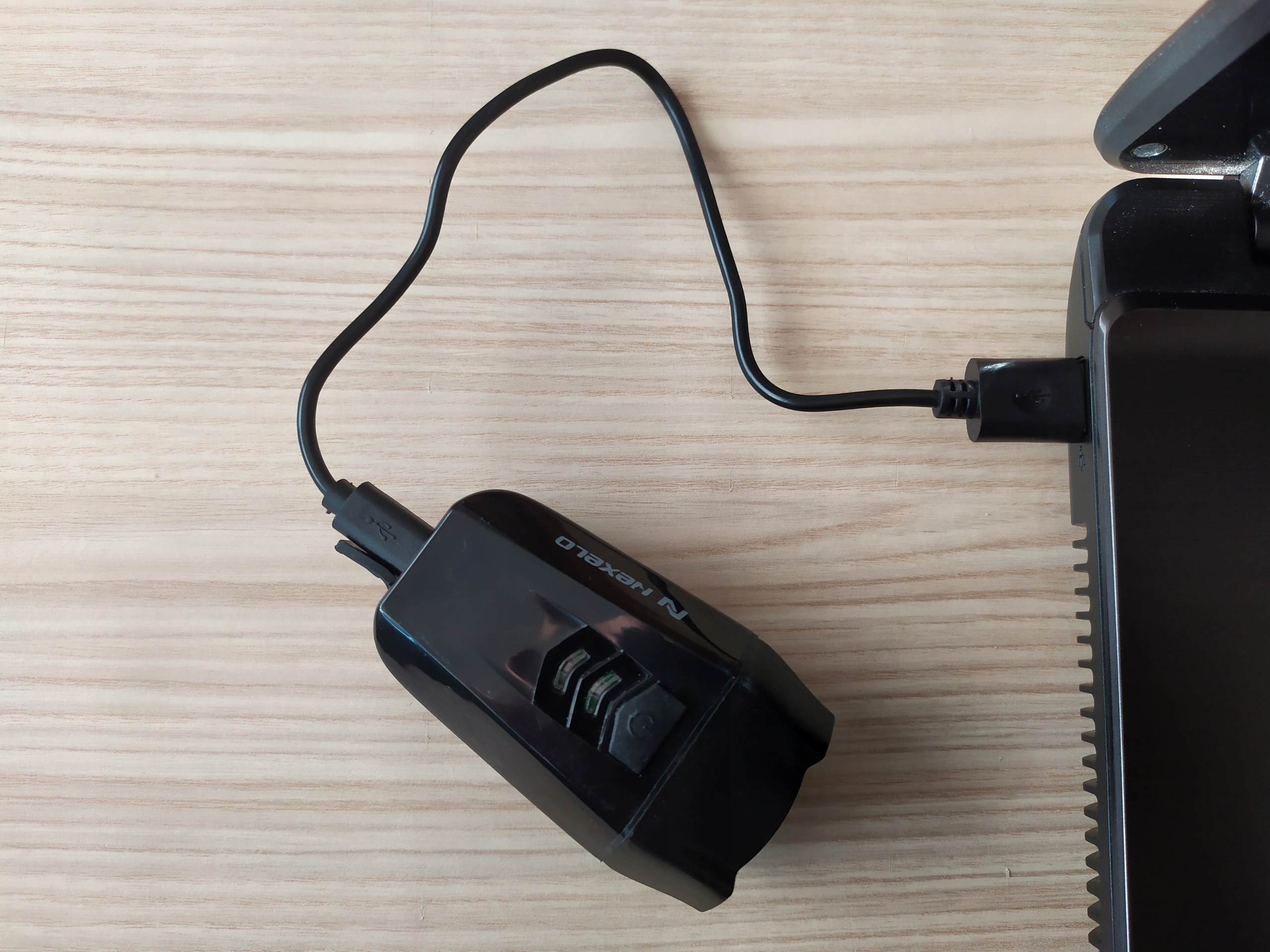 Akumulator Li-Ion 1050 mAh z ładowaniem Micro-USB