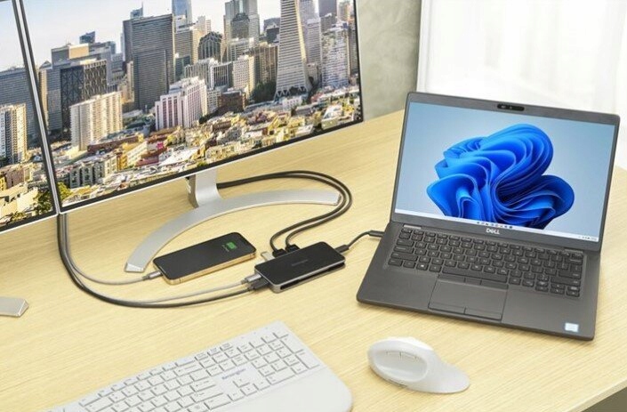 Wygodne porty USB-A i Gigabit Ethernet