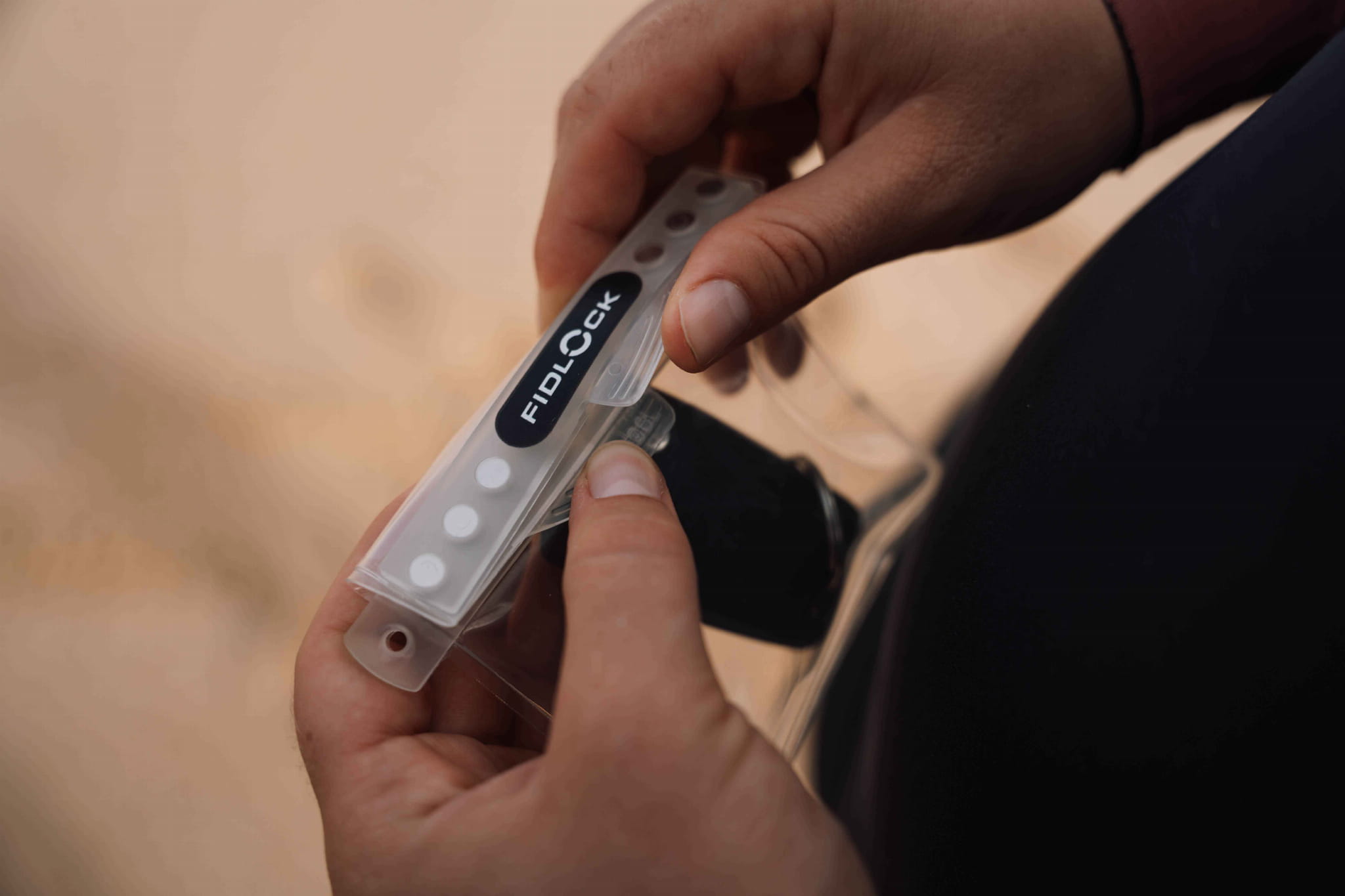 Materiały wysokiej jakości – Tworzywo sztuczne i neodym