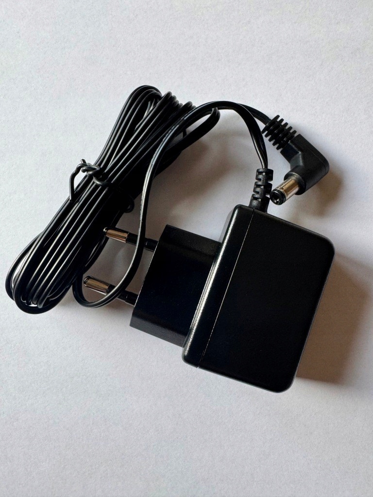 Yealink Zasilacz PSU do T27, T40, T41, T42, T43 – Niezawodne zasilanie dla Twojego telefonu VoIP
