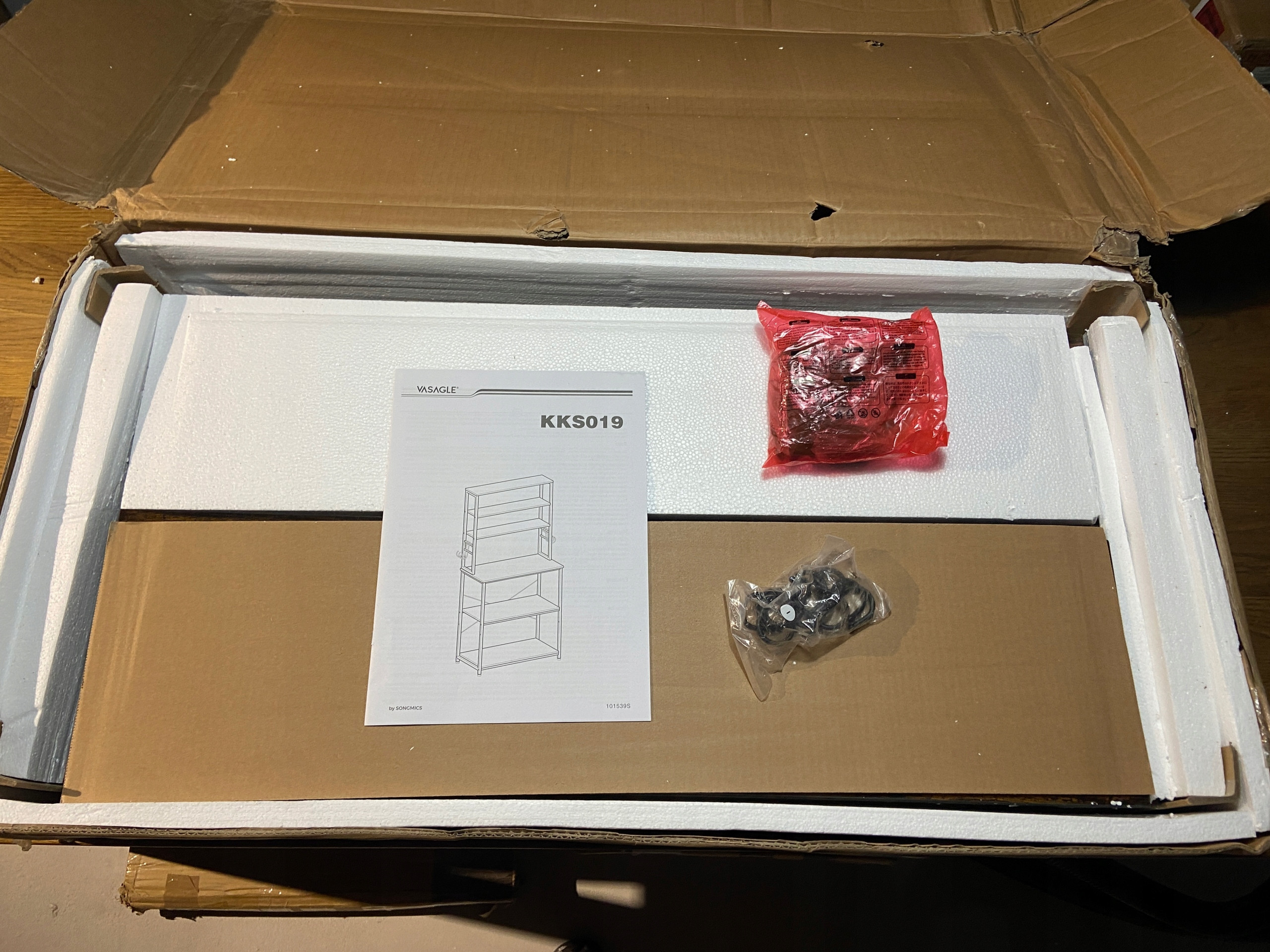 Solidna konstrukcja – Stalowa rama i płyta wiórowa