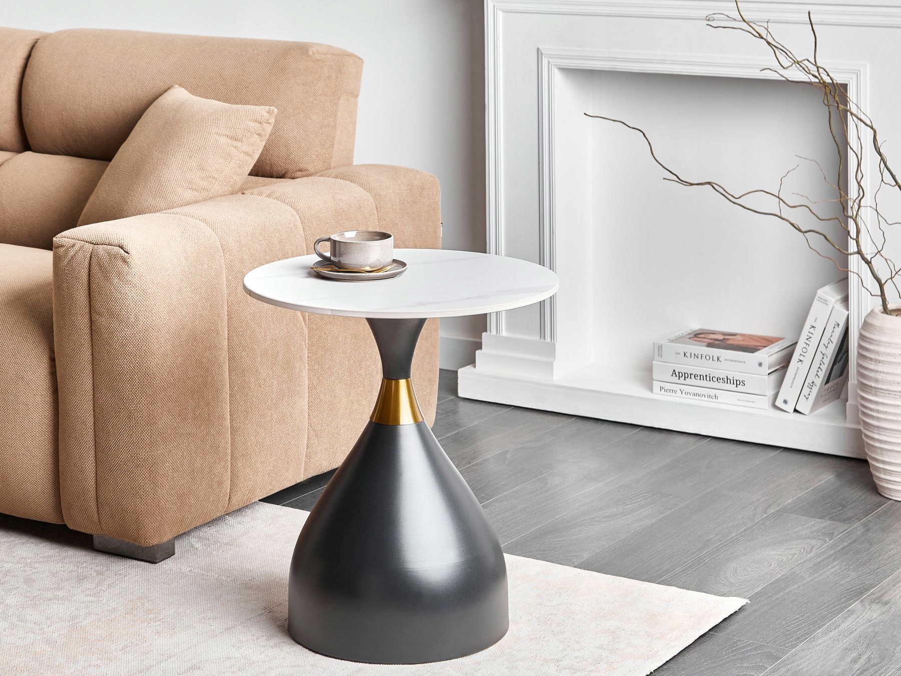 Wyjątkowy design i funkcjonalność stolika ITUNA