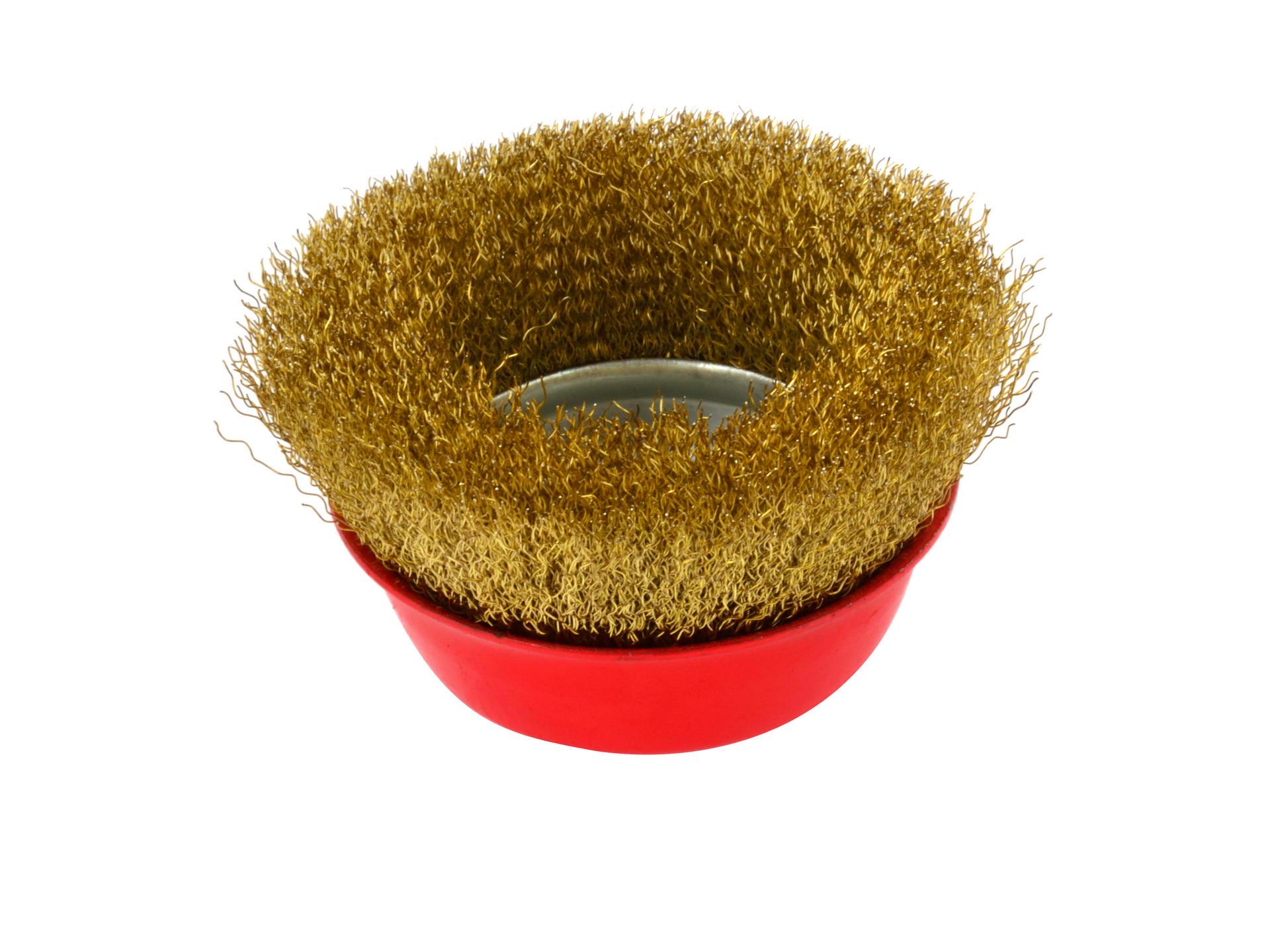 Zastosowanie szczotki drucianej – Usuwanie rdzy, farb i zadziorów