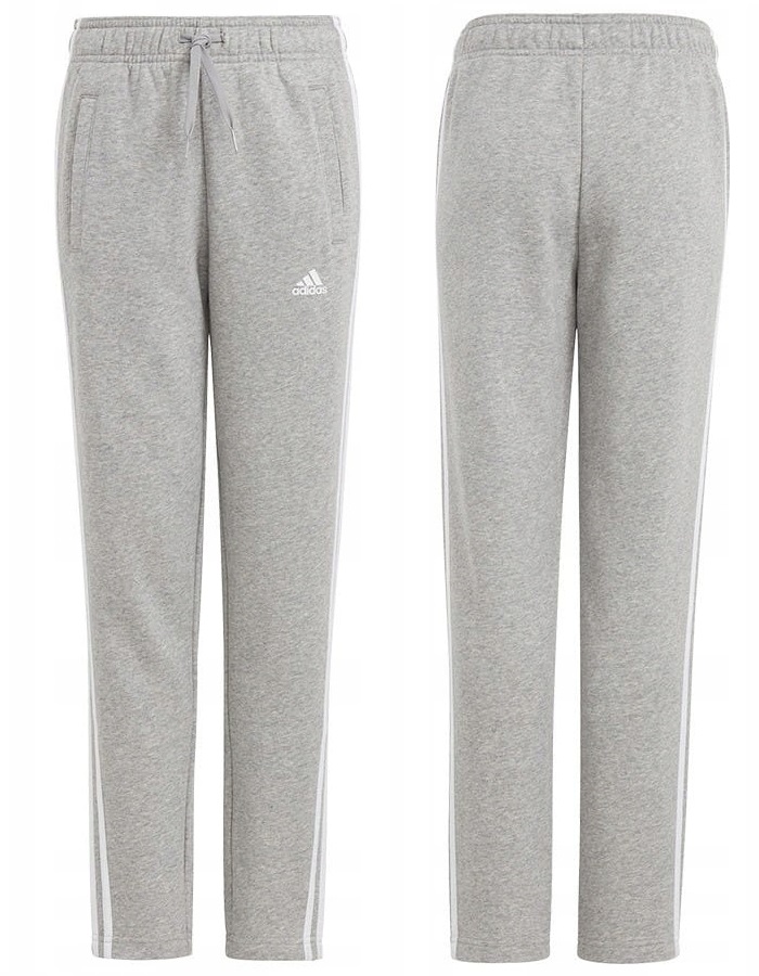 Luźny krój i regulacja w pasie