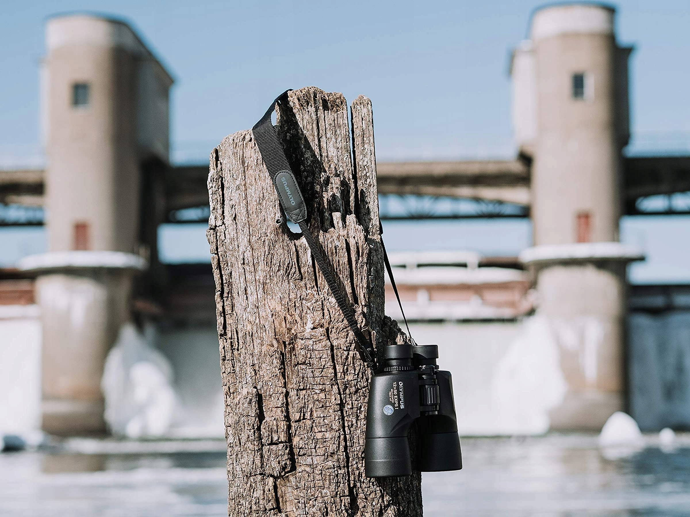 Powiększenie 12x i średnica obiektywu 50 mm