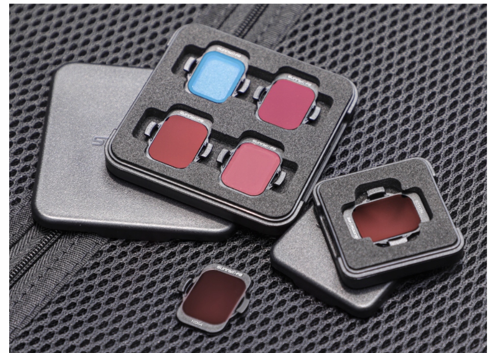 W zestawie: ND8, ND16, ND32, ND64 oraz etui – Wszystko, czego potrzebujesz