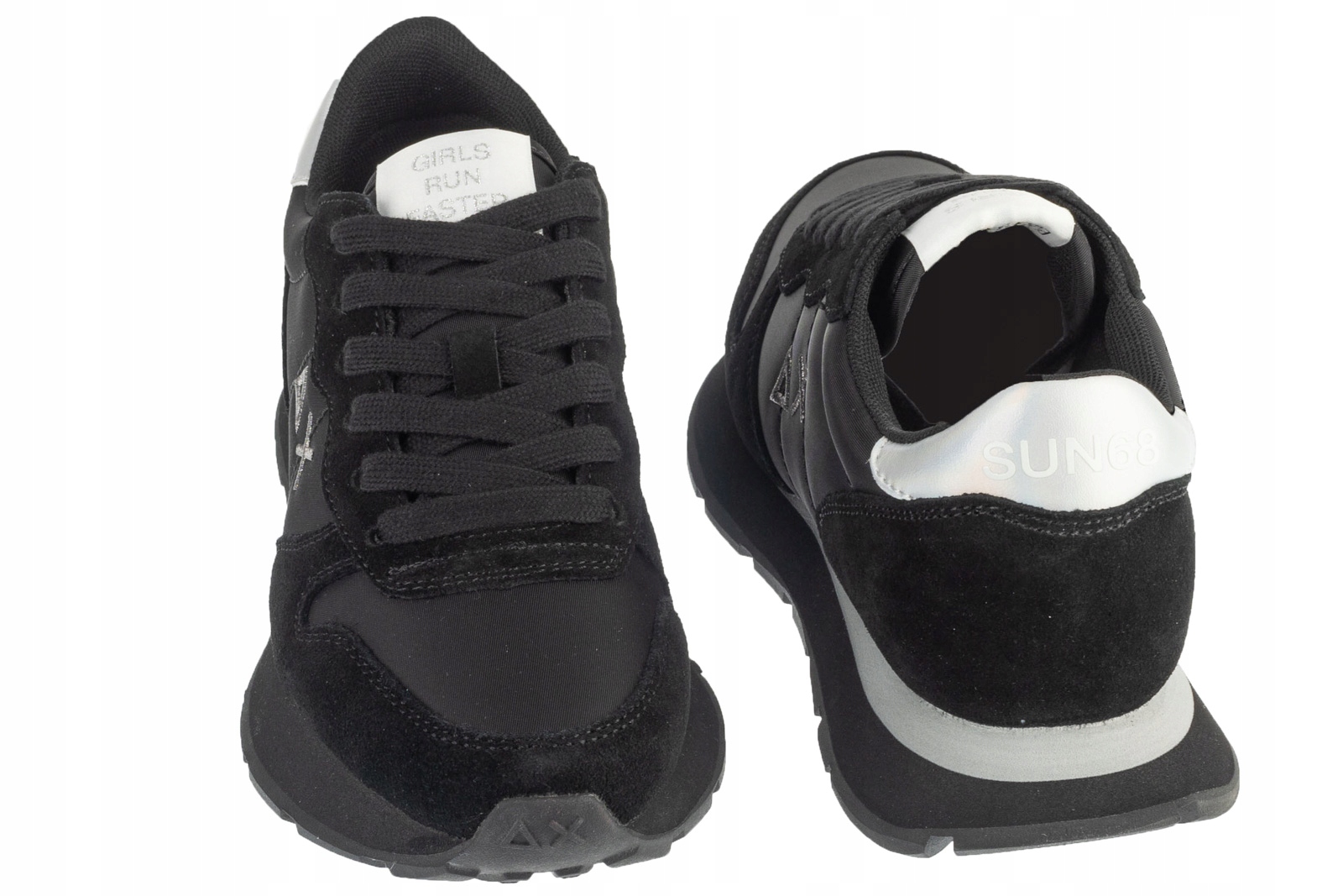 Komfortowe sznurowane zapięcie