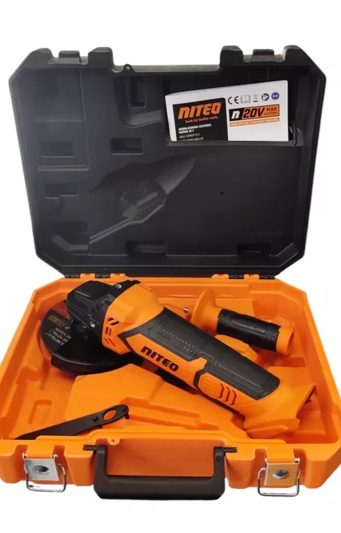 Zestaw Zawiera: Szlifierkę, Tarcze Tnące, Rękojeść i Klucz