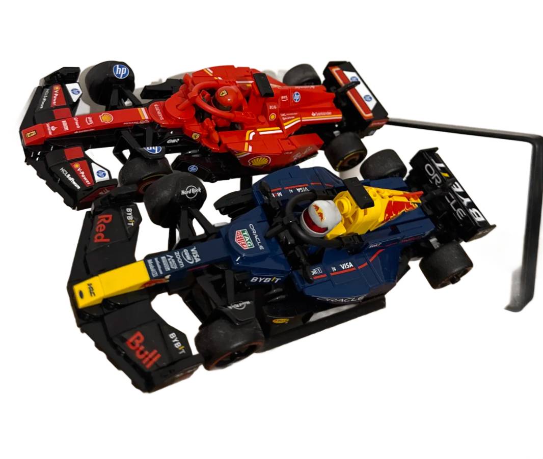 Stojak Podwójny Uchwyt 3D – Idealna Podstawka na Modele Lego Speed Champions Formuła 1 F1