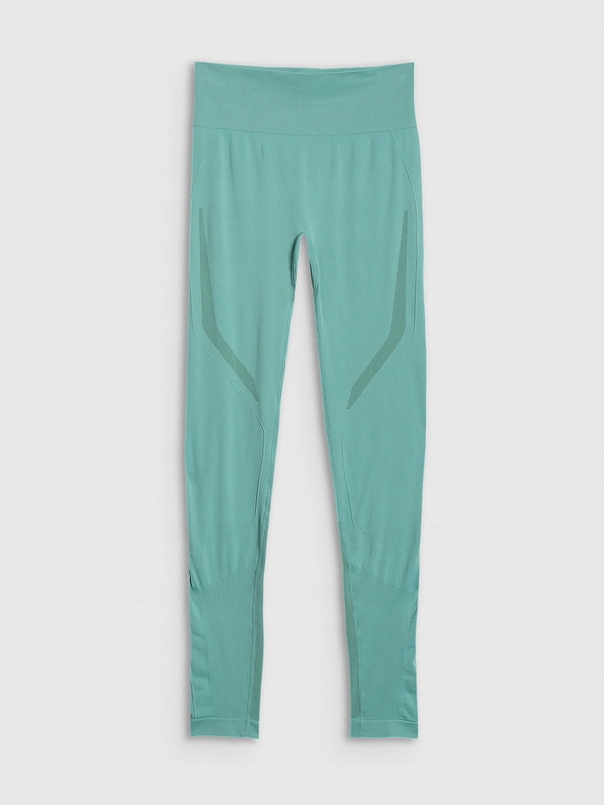 Dopasowany krój slim – Podkreślenie sylwetki i swoboda ruchów