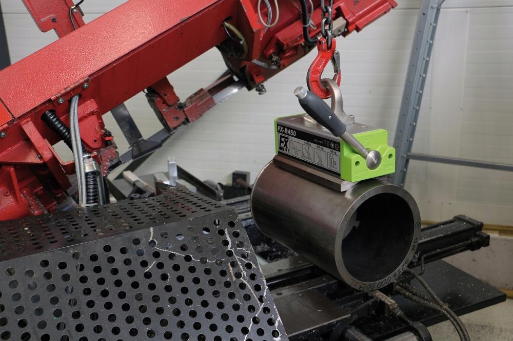 Zastosowanie uchwytu do podnoszenia elementów ferromagnetycznych