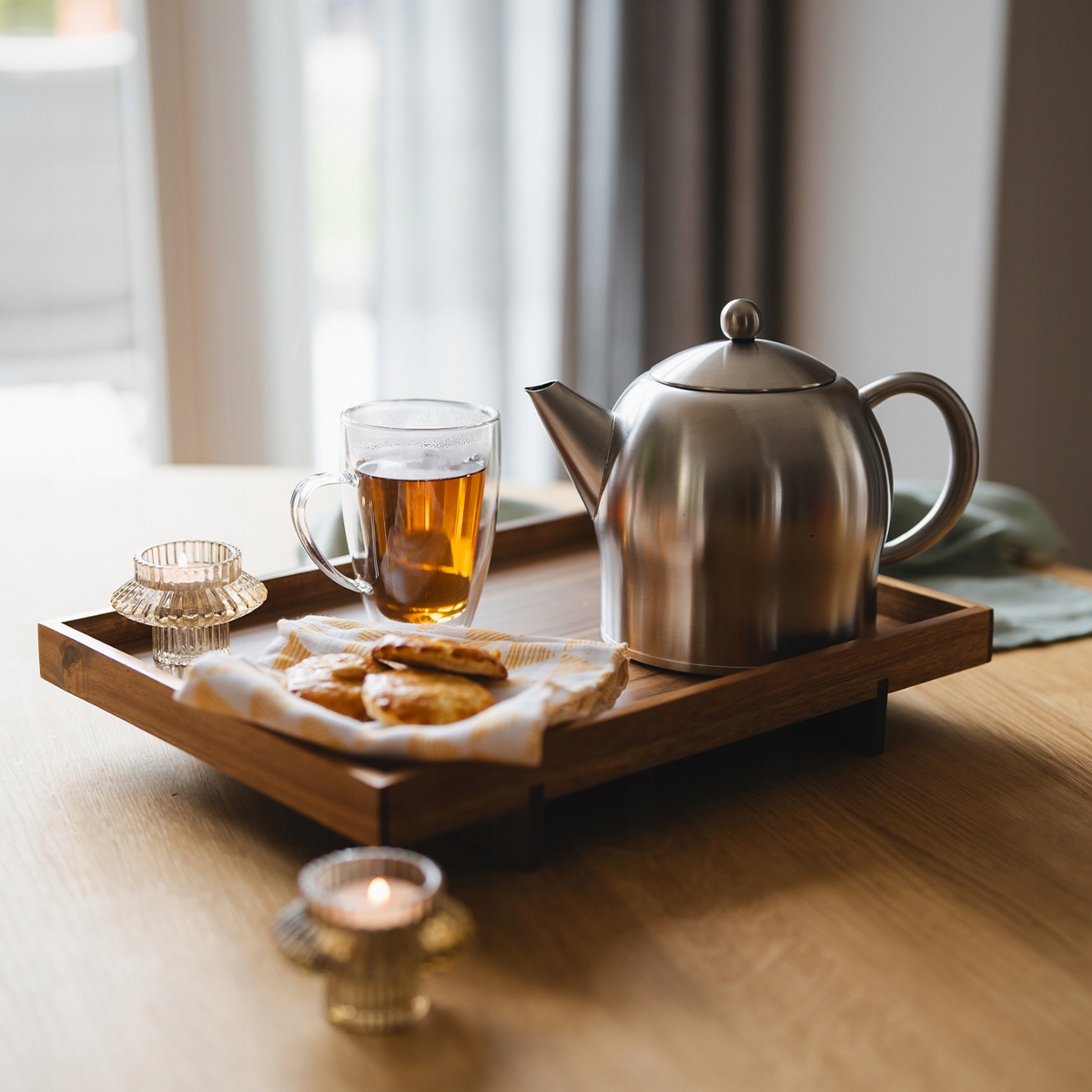 Wykonanie z drewna akacjowego – Unikalny styl i trwałość