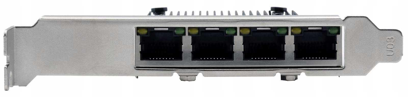 Cztery porty RJ45 – Elastyczność w połączeniach sieciowych