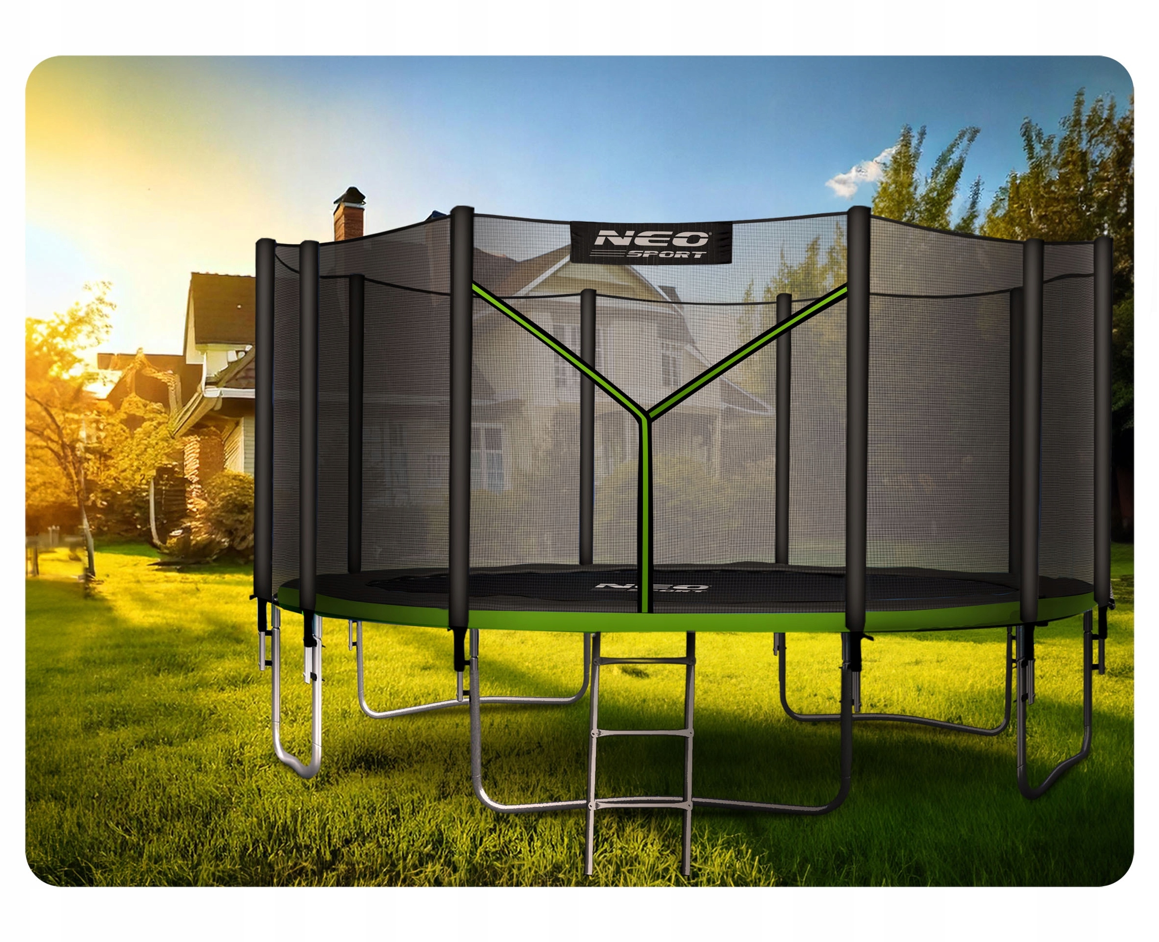 Wygodna metalowa drabinka – łatwy dostęp do trampoliny