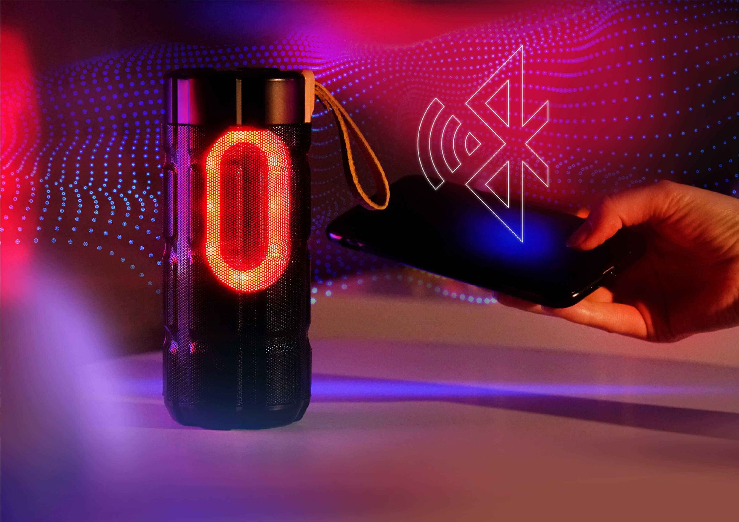 Głośnik bezprzewodowy z funkcją radia FM Xblitz Master X