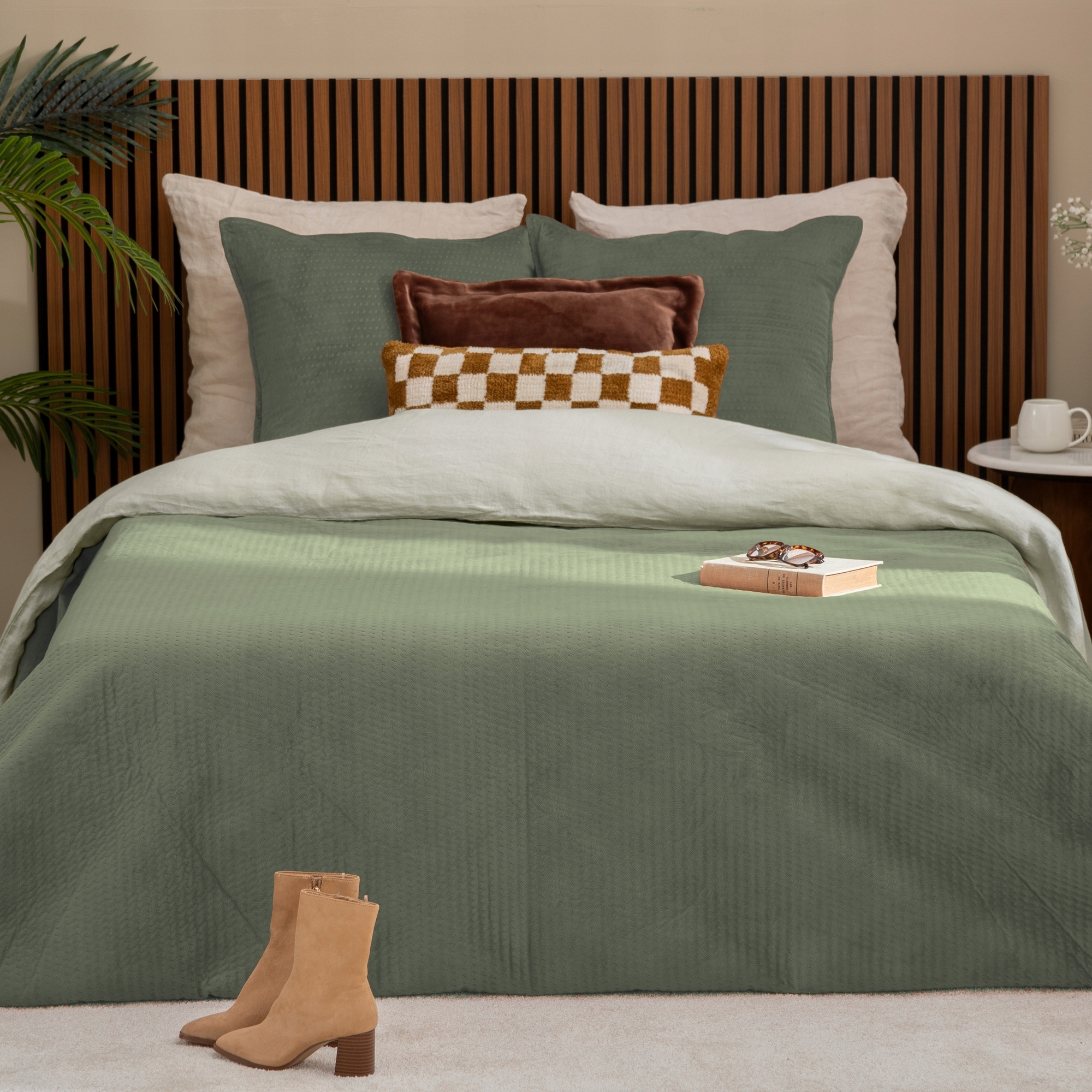 Narzuta z 2 poszewkami LILOU 240 x 260 cm – Elegancja i komfort w Twoim wnętrzu