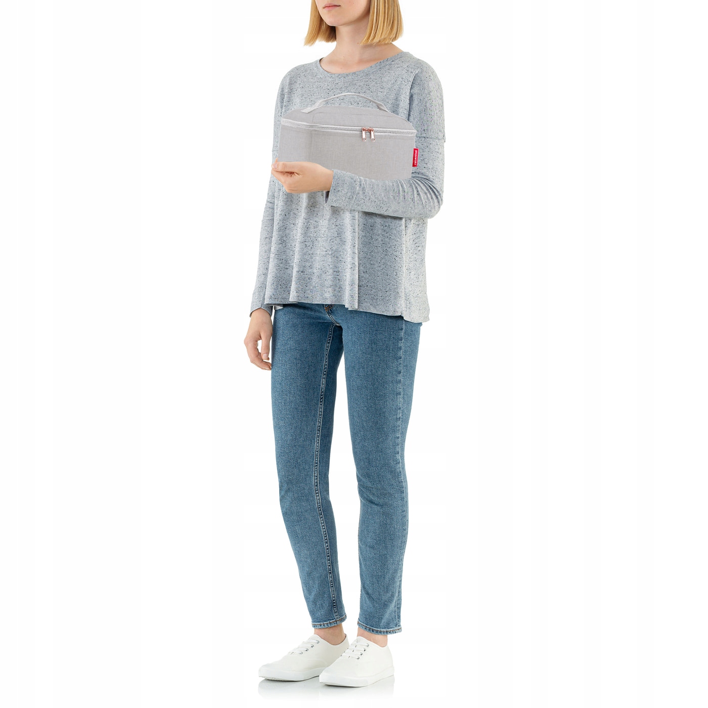 Wygodne uchwyty i kieszonki