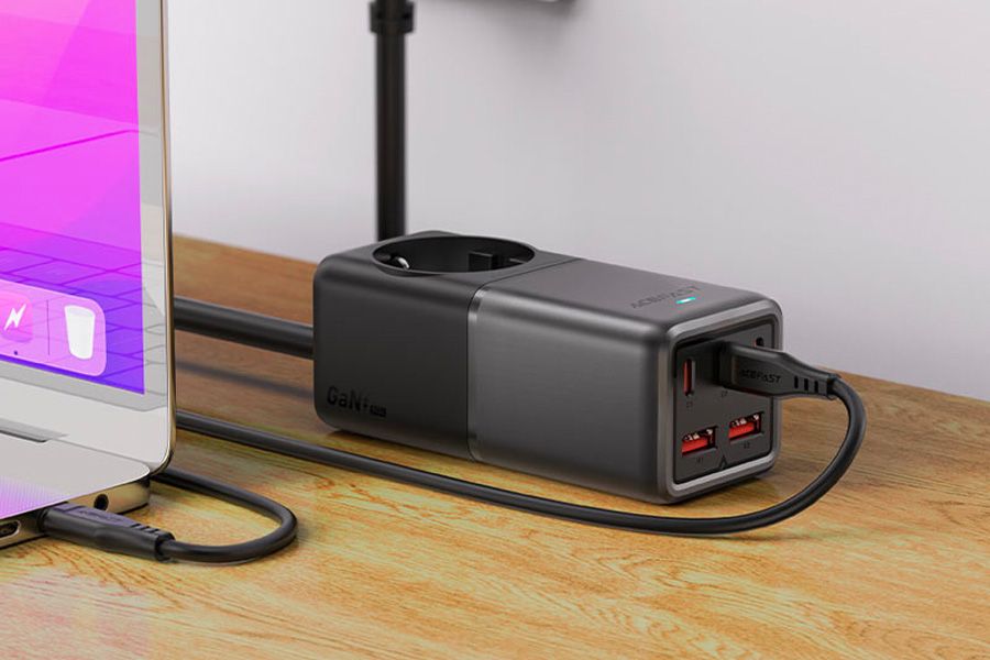 Ładowarka biurkowa GaN o mocy do 75W ze standardem Power Delivery z 3 portami USB-C i 2 portami USB-A Acefast (Z2)