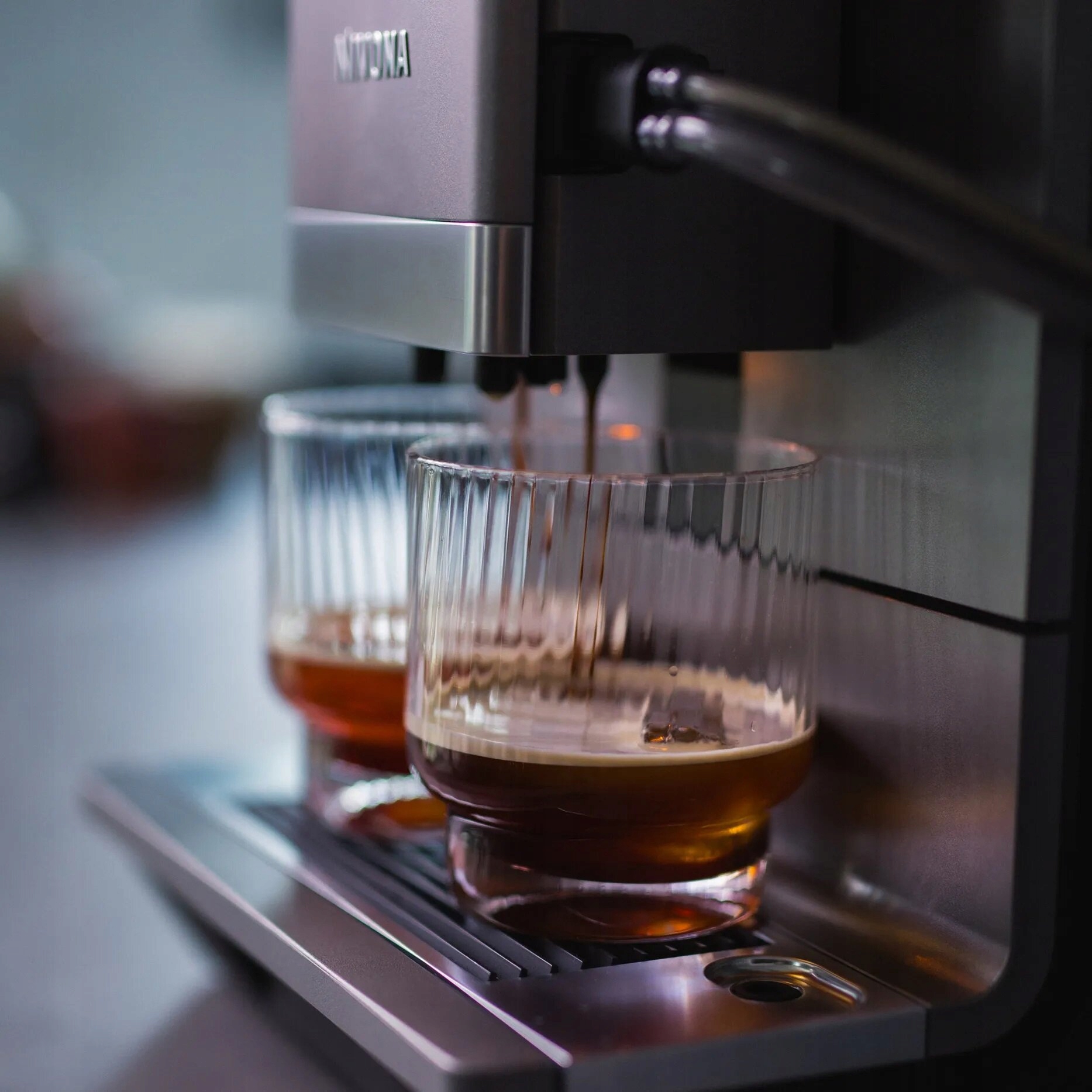 Nowoczesny wyświetlacz TFT – Intuicyjna obsługa i elegancki design