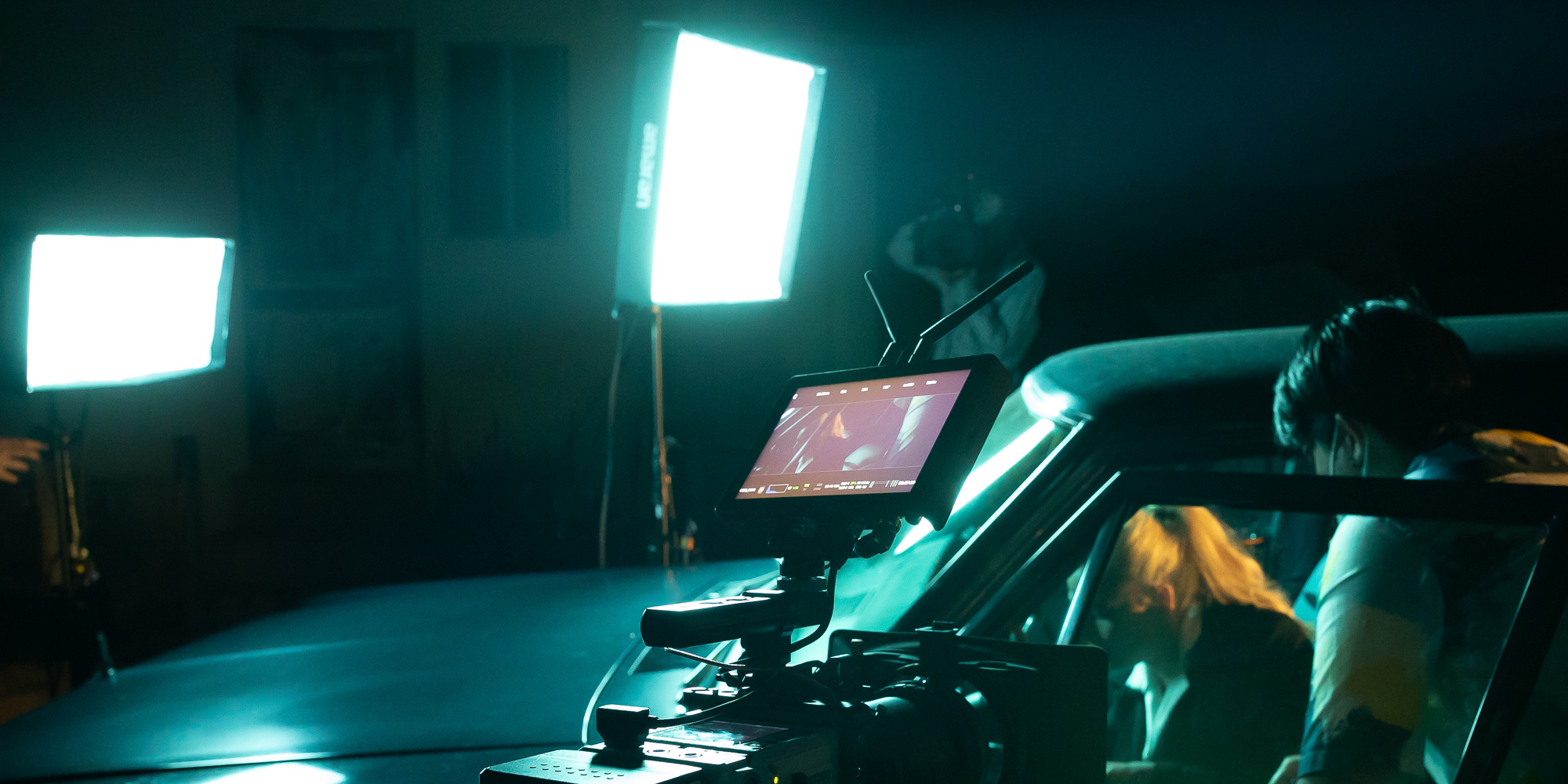 Lampa LED Amaran F22c - V-mount - Ciepło / zimno