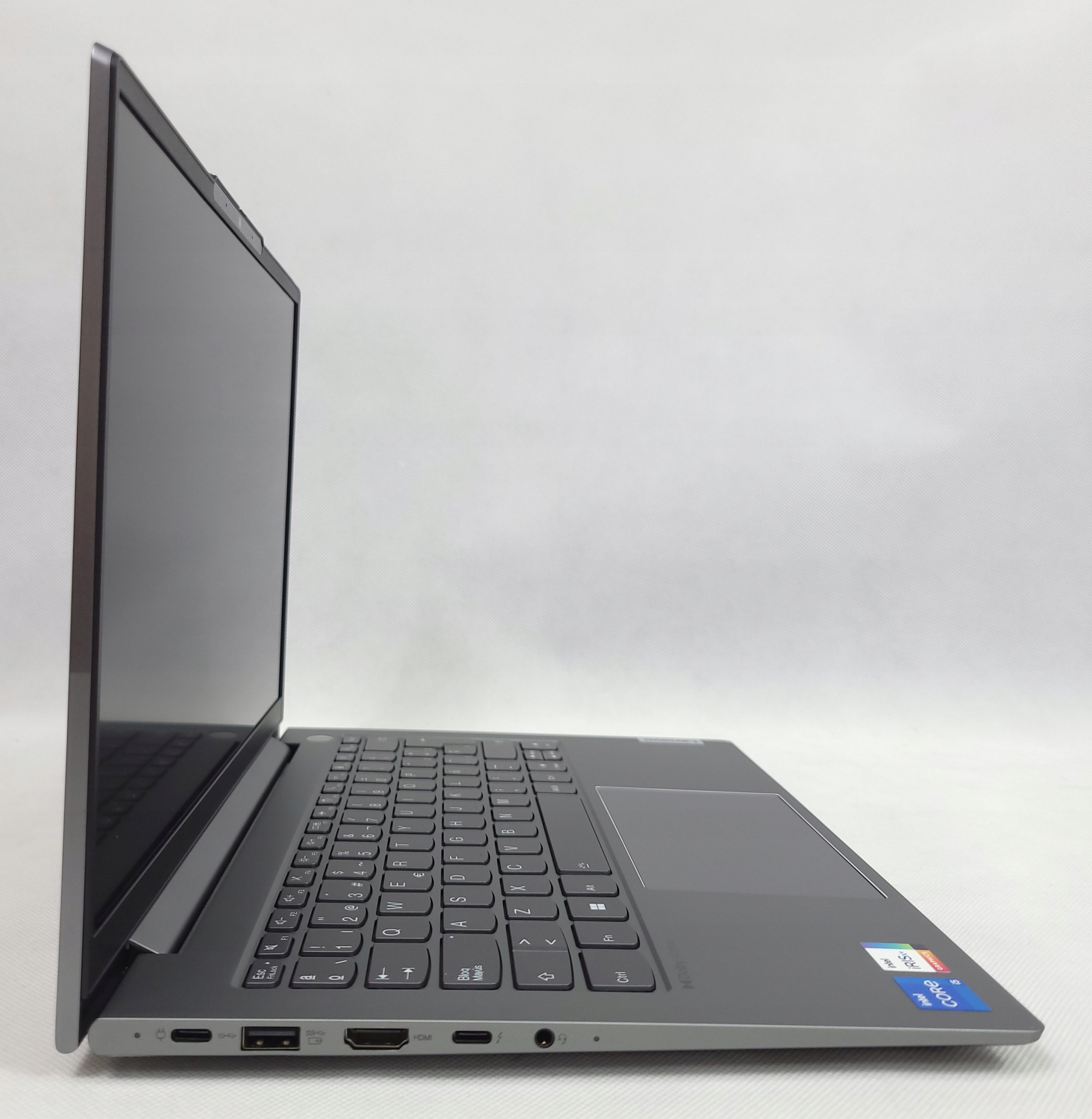 System operacyjny Windows 11 Pro – Nowoczesne funkcje i bezpieczeństwo