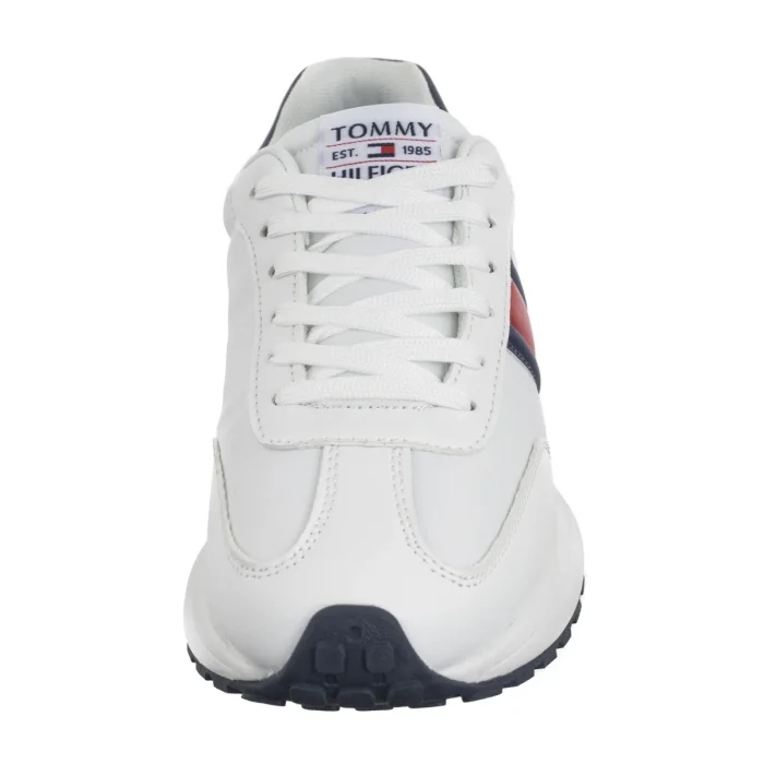 Klasyczne sznurowanie – Idealne dopasowanie do stopy