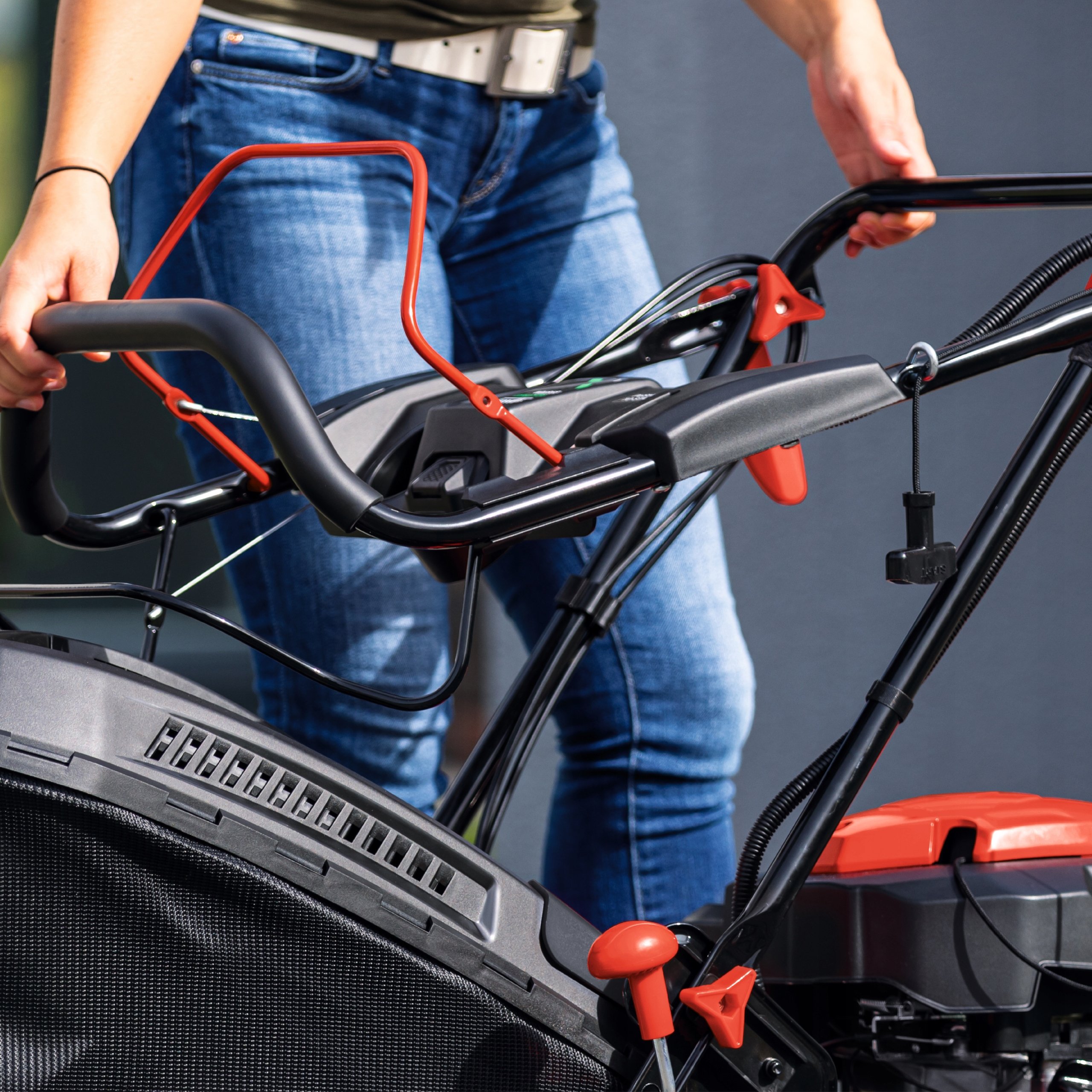 Hybrydowy rozruch elektryczny i ręczny