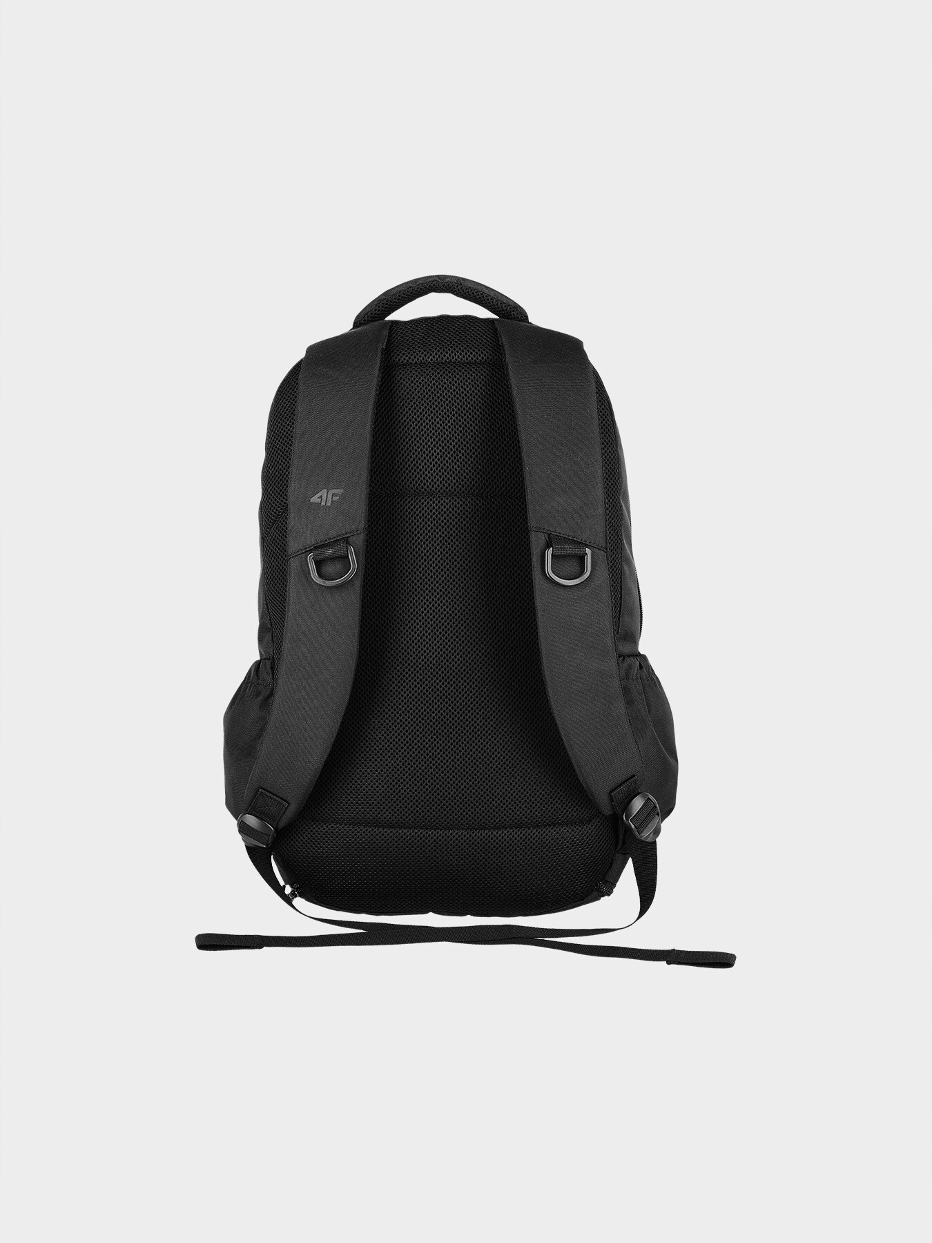 Regulowane szelki i wentylacja – komfort noszenia na długich trasach