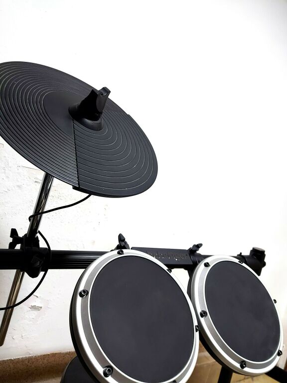 123 studyjne brzmienia instrumentów perkusyjnych