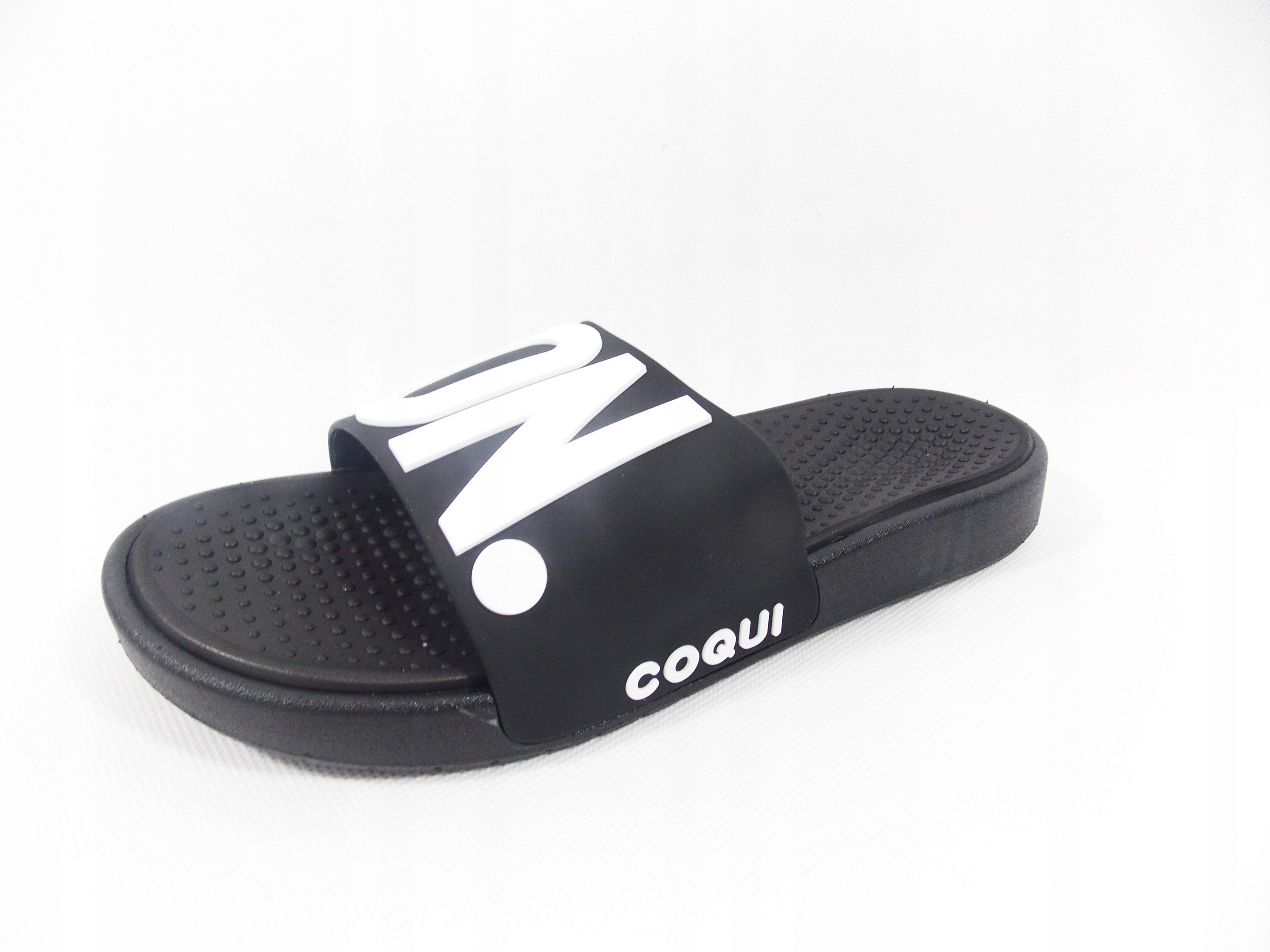 Antypoślizgowa podeszwa – Bezpieczeństwo na każdym podłożu