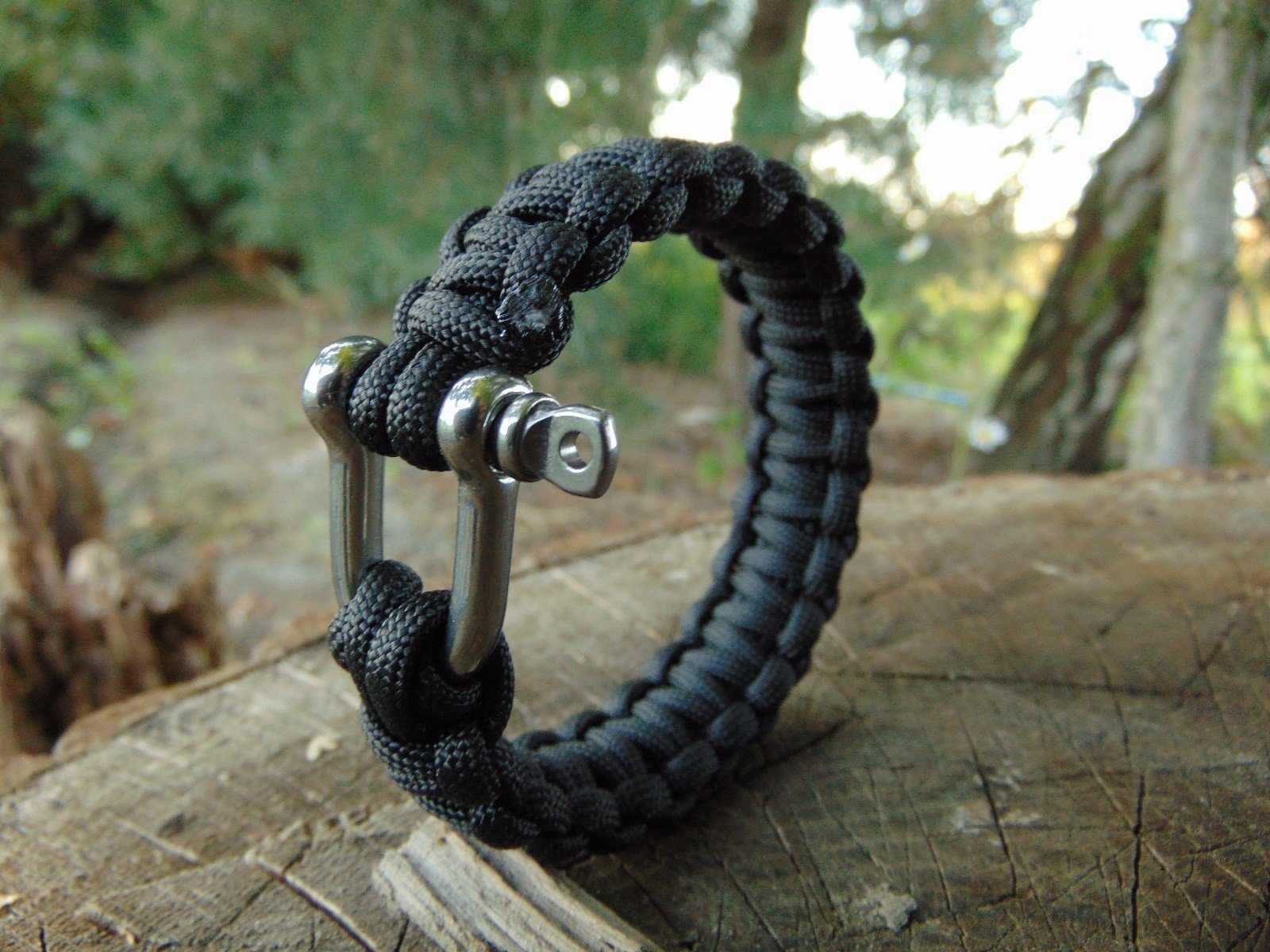 bransoletka-paracord-black-metal-2.jpg