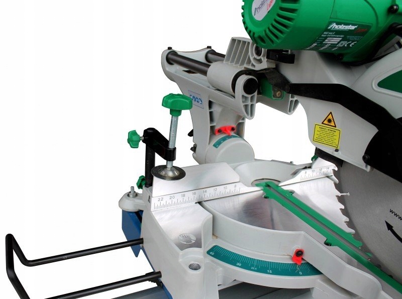 Płynna regulacja kąta cięcia dla maksymalnej wszechstronności