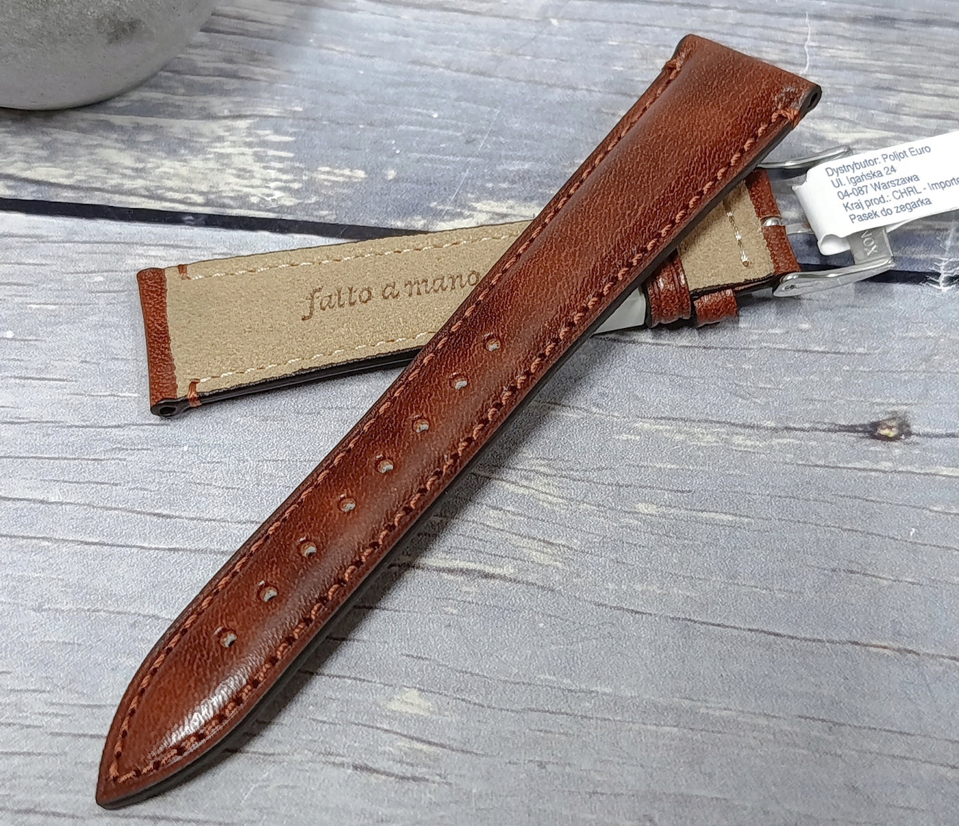 Klasyczny brązowy kolor – Uniwersalny dodatek do zegarka