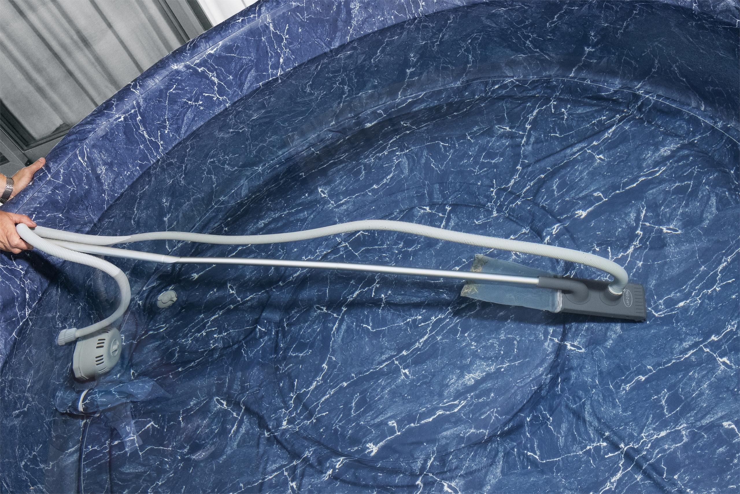 Odkurzacz do czyszczenia SPA Bestway 60323 – Idealne rozwiązanie dla Twojego relaksu