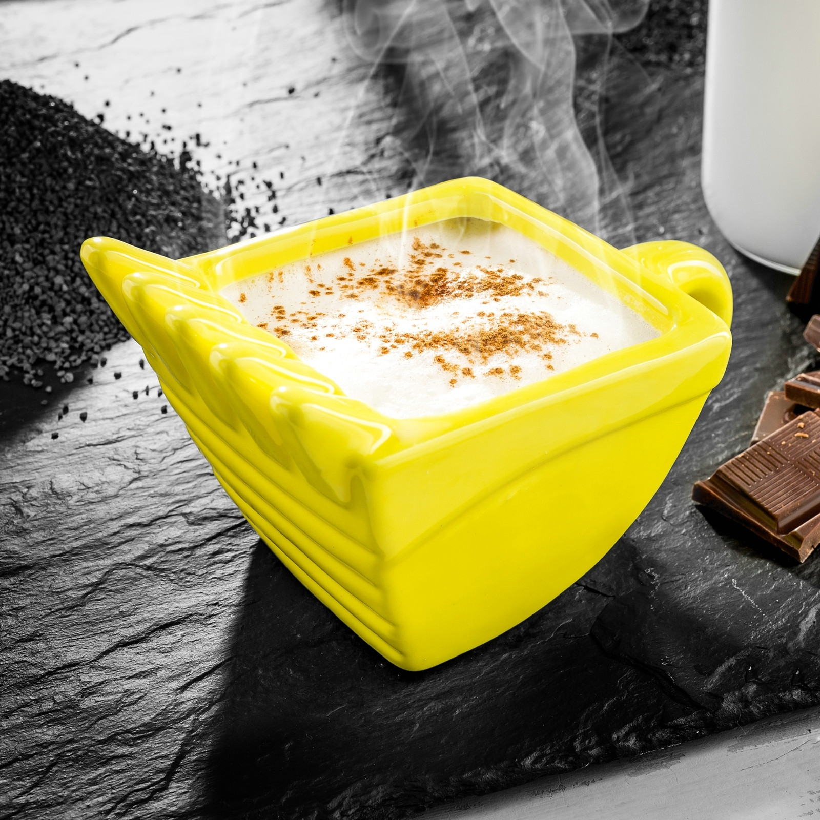 Pojemność 250 ml – idealny do kawy i herbaty