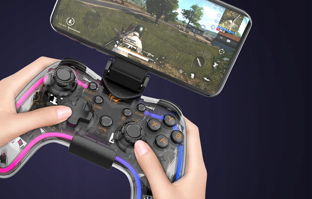 Ergonomiczny kształt i wysoka czułość joysticków