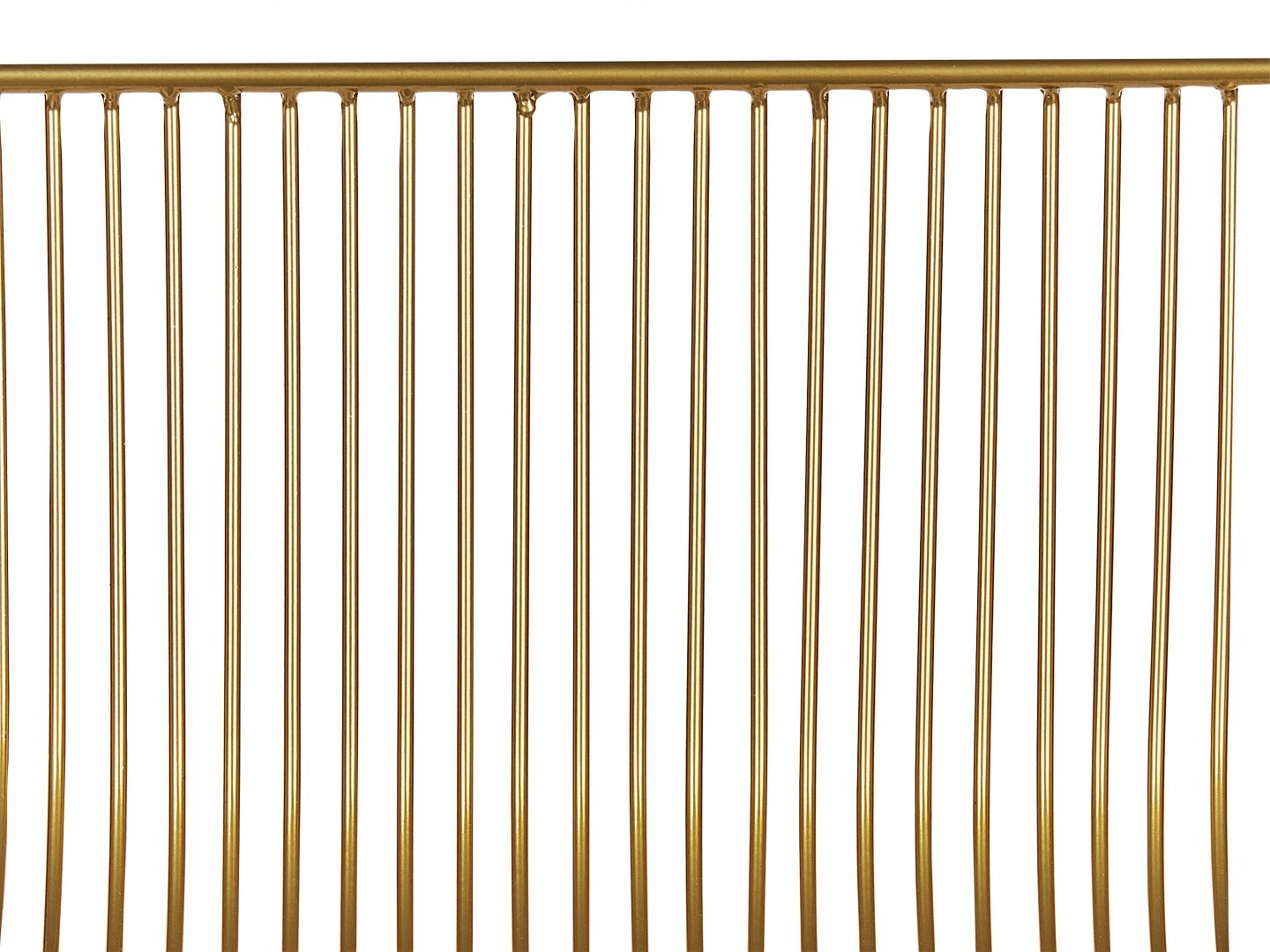 Wysokiej jakości materiały – Stal i ekologiczna skóra