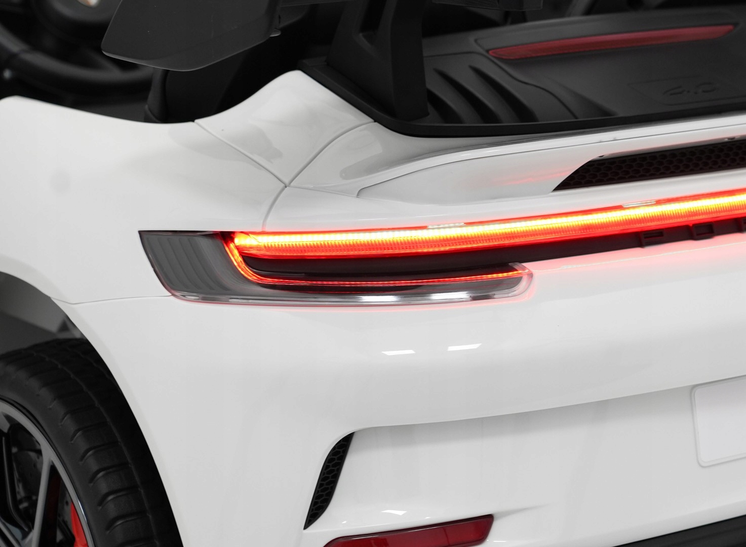 Funkcje i wyposażenie Porsche 911 GT3 STRONG