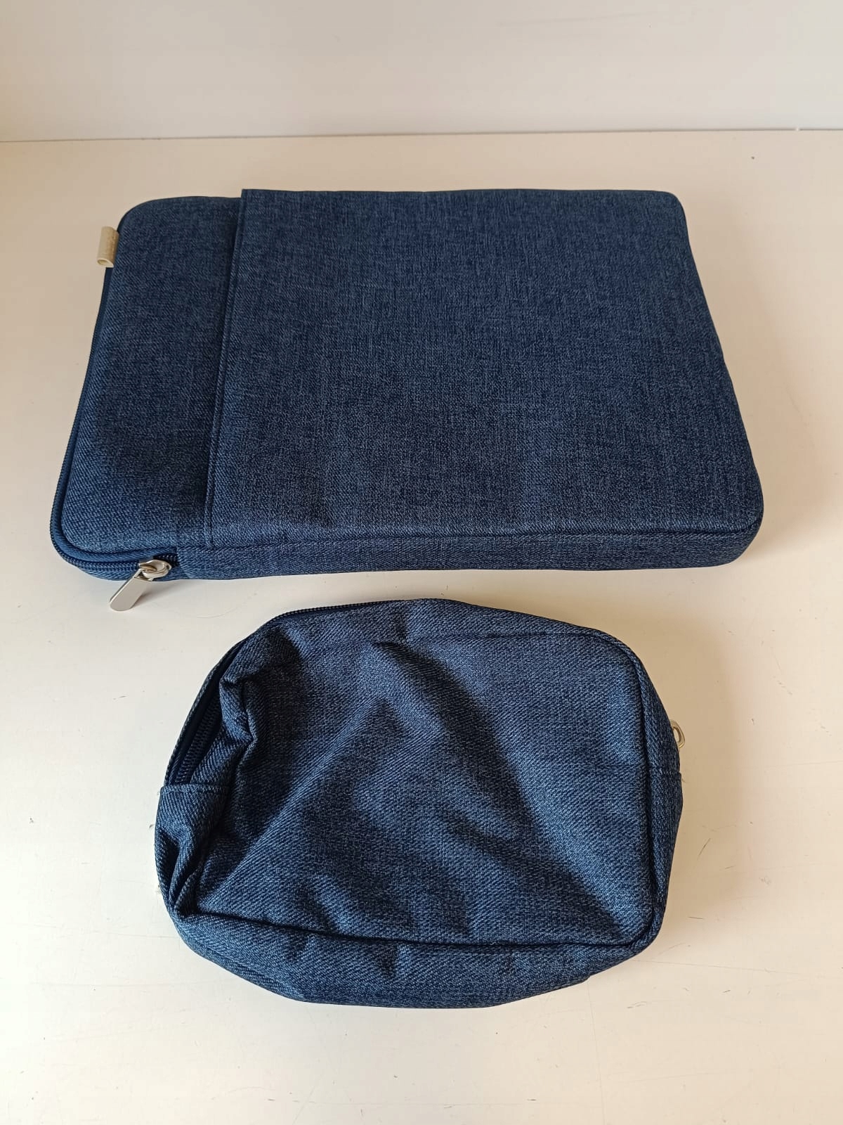 Szeroka kompatybilność z laptopami 13-14 cali