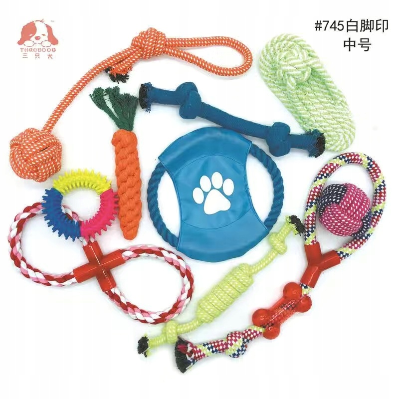 Różnorodność elementów – 16 unikatowych zabawek w jednym zestawie