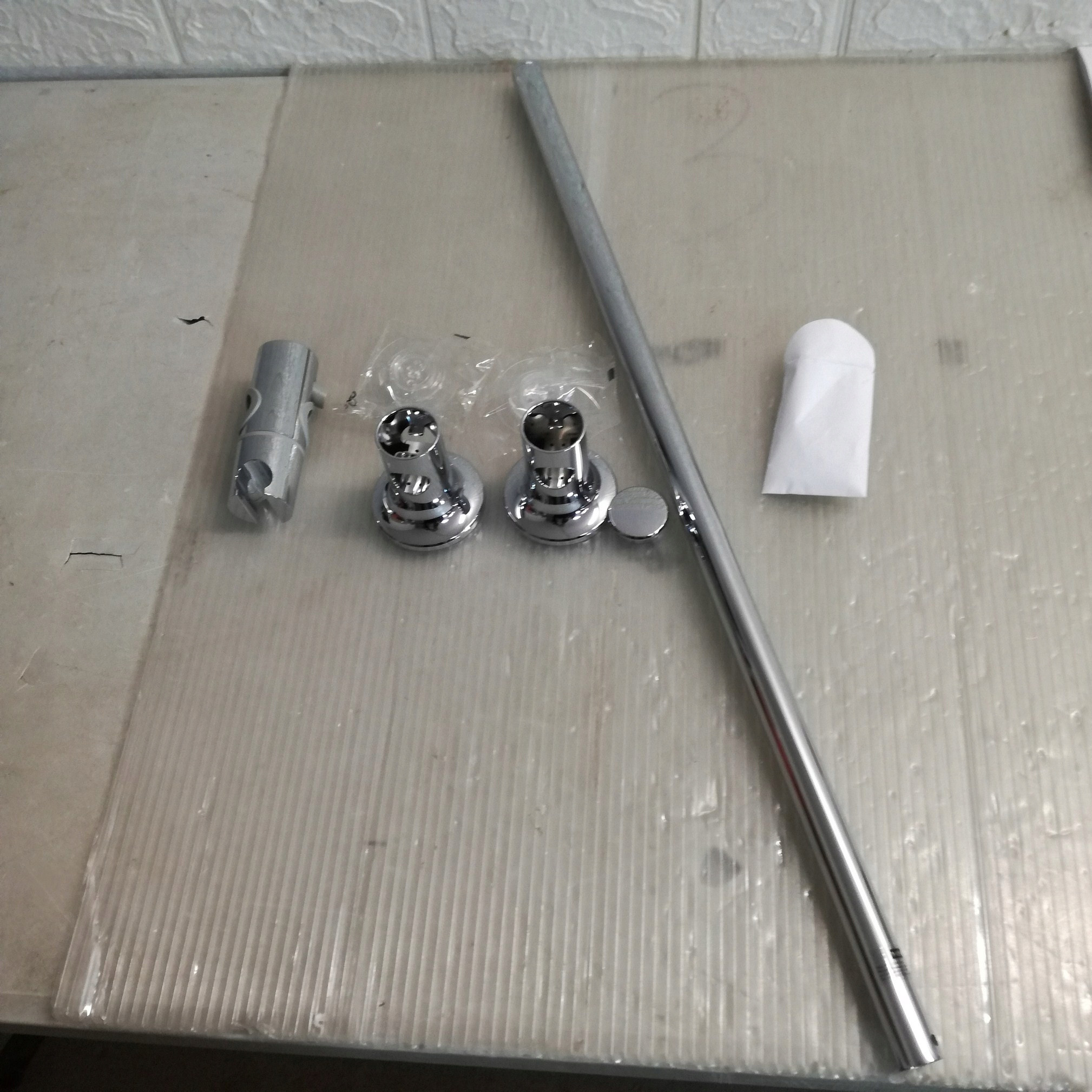 Innowacyjny system montażu bez wiercenia