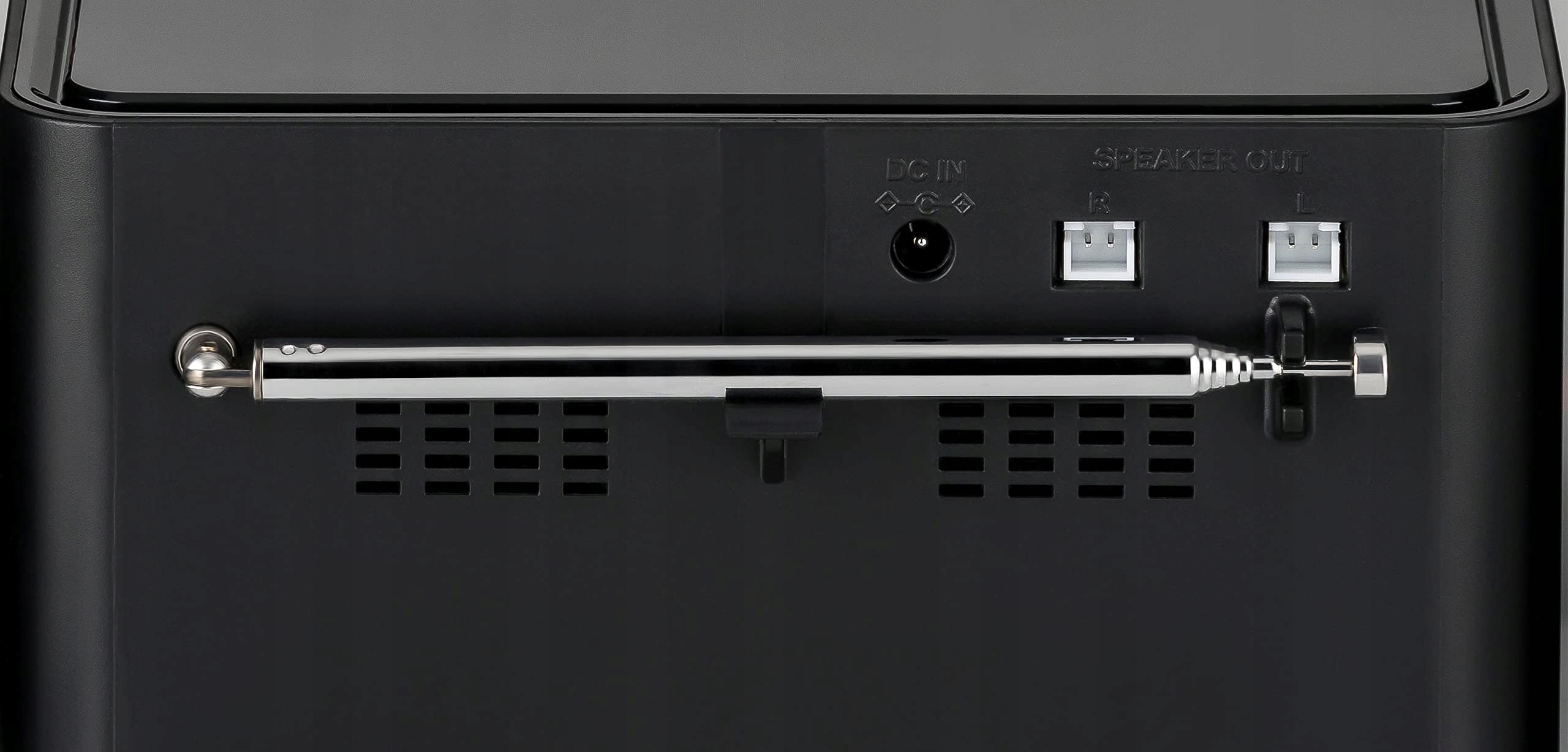 Nowoczesne złącza: USB, AUX i Bluetooth V5.0